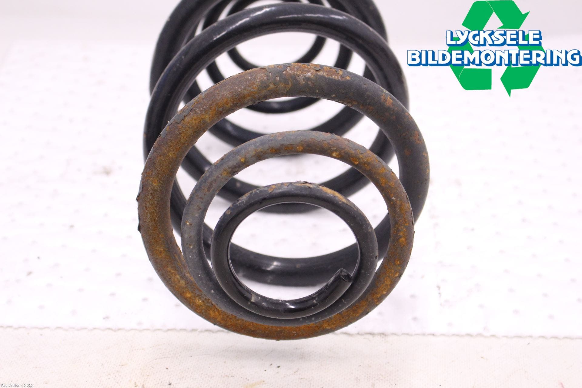 Opel VIVARO 15-19 Fjäder Bak