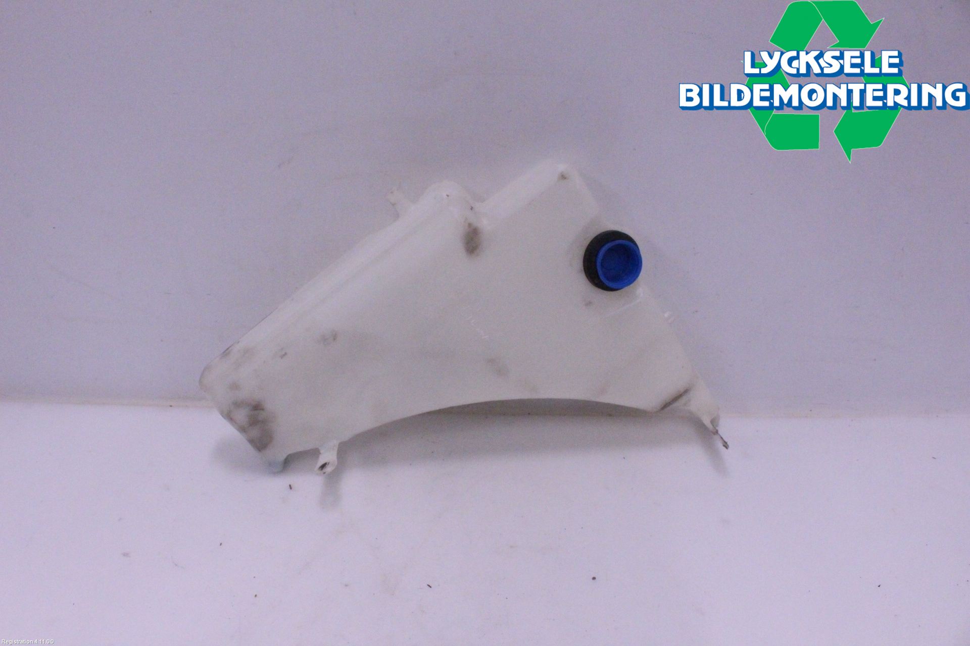 Audi A4 12-15 Spolartank Vindruta-Strål