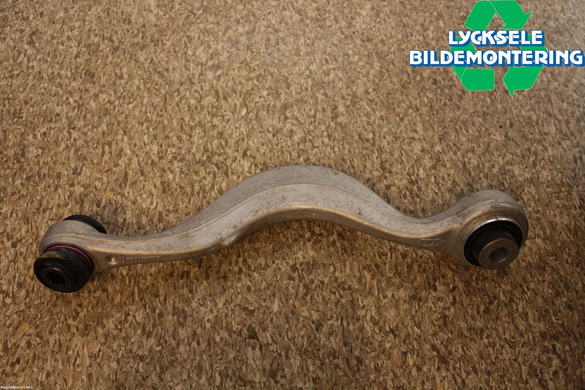 BMW 5 G30/G31/F90 17-23 Bärarm Bak Höger