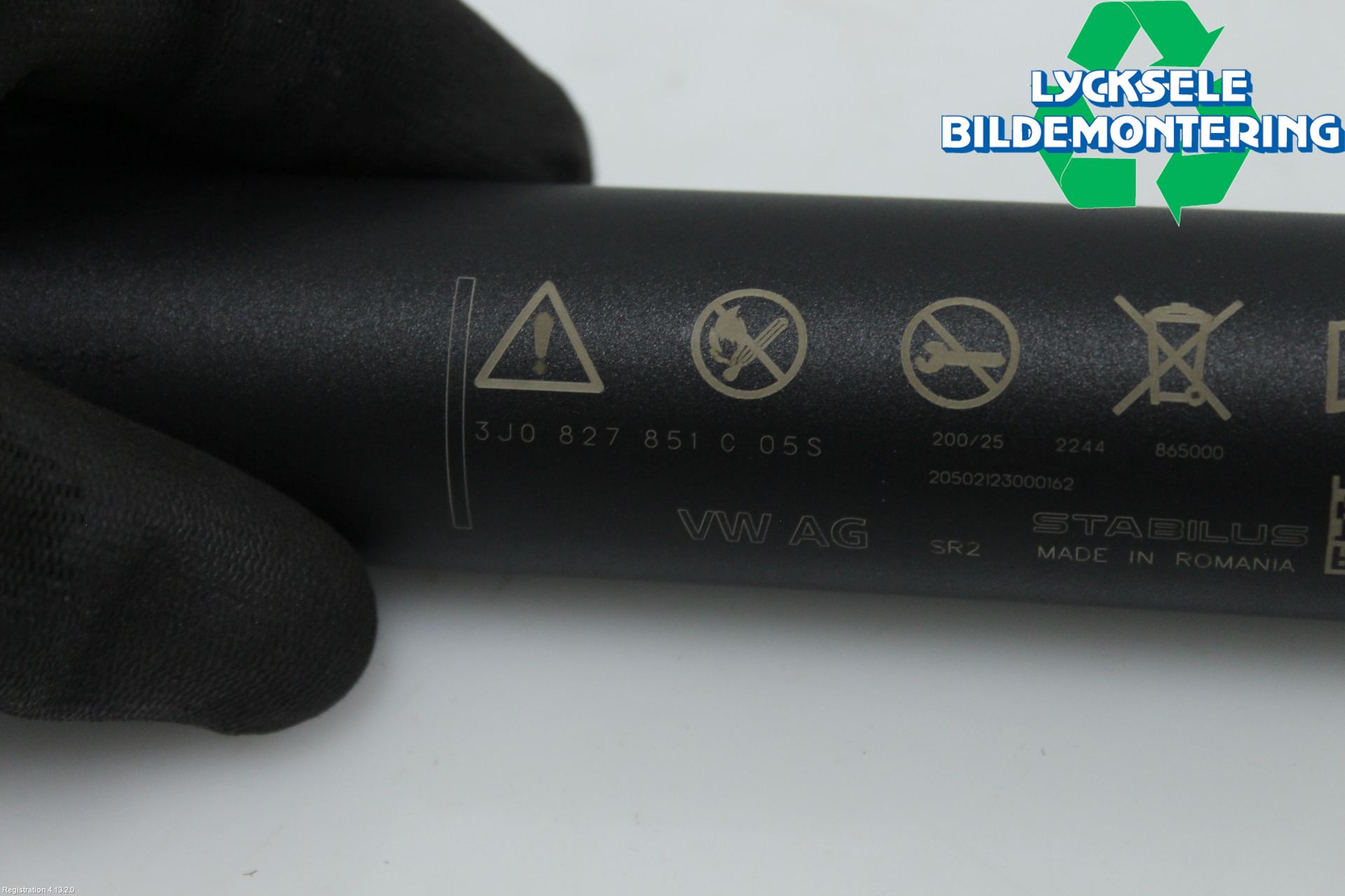 Volkswagen VW PASSAT 24- Bakluckeöppnare Automatisk