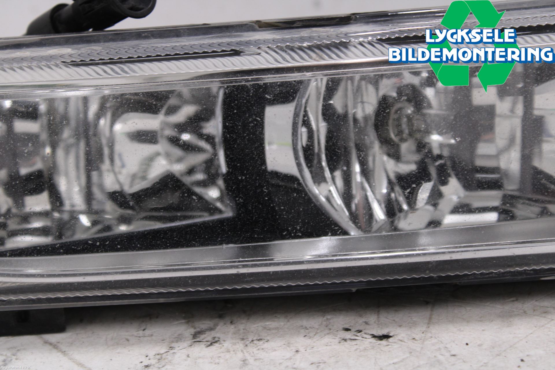 Volkswagen VW PASSAT 11-14 Dimljus-Varselljus Fram