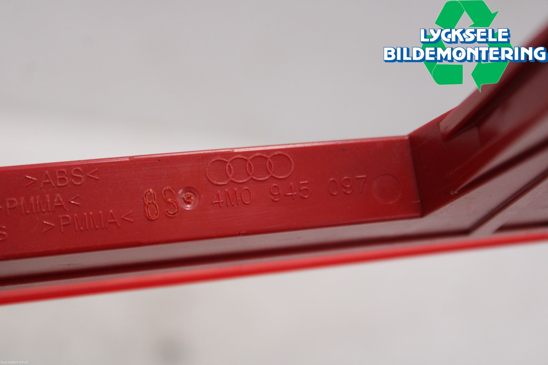 Audi A4/S4 B9 20- Bromsljus Bakruta