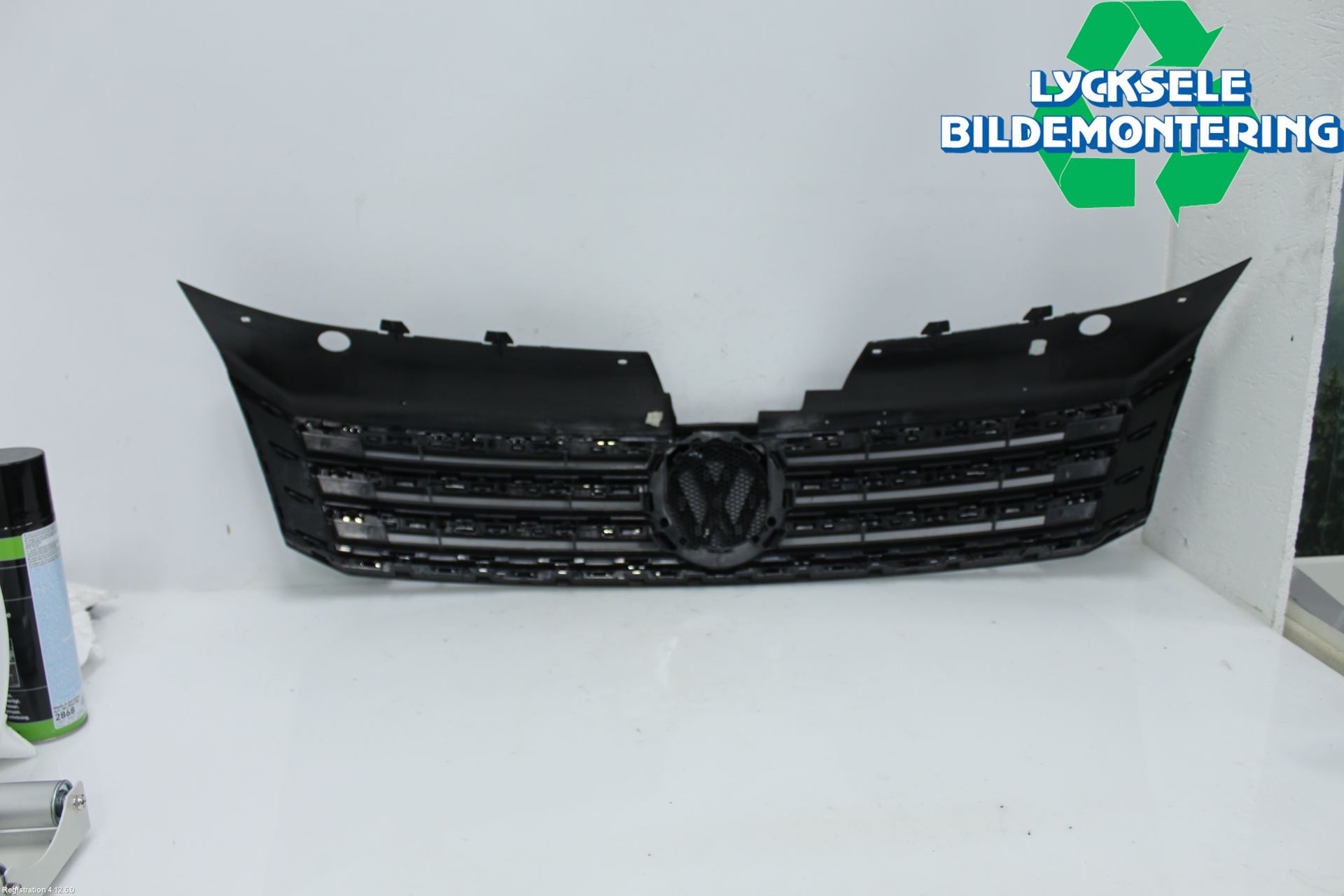 Volkswagen VW PASSAT 11-14 Grill Komp