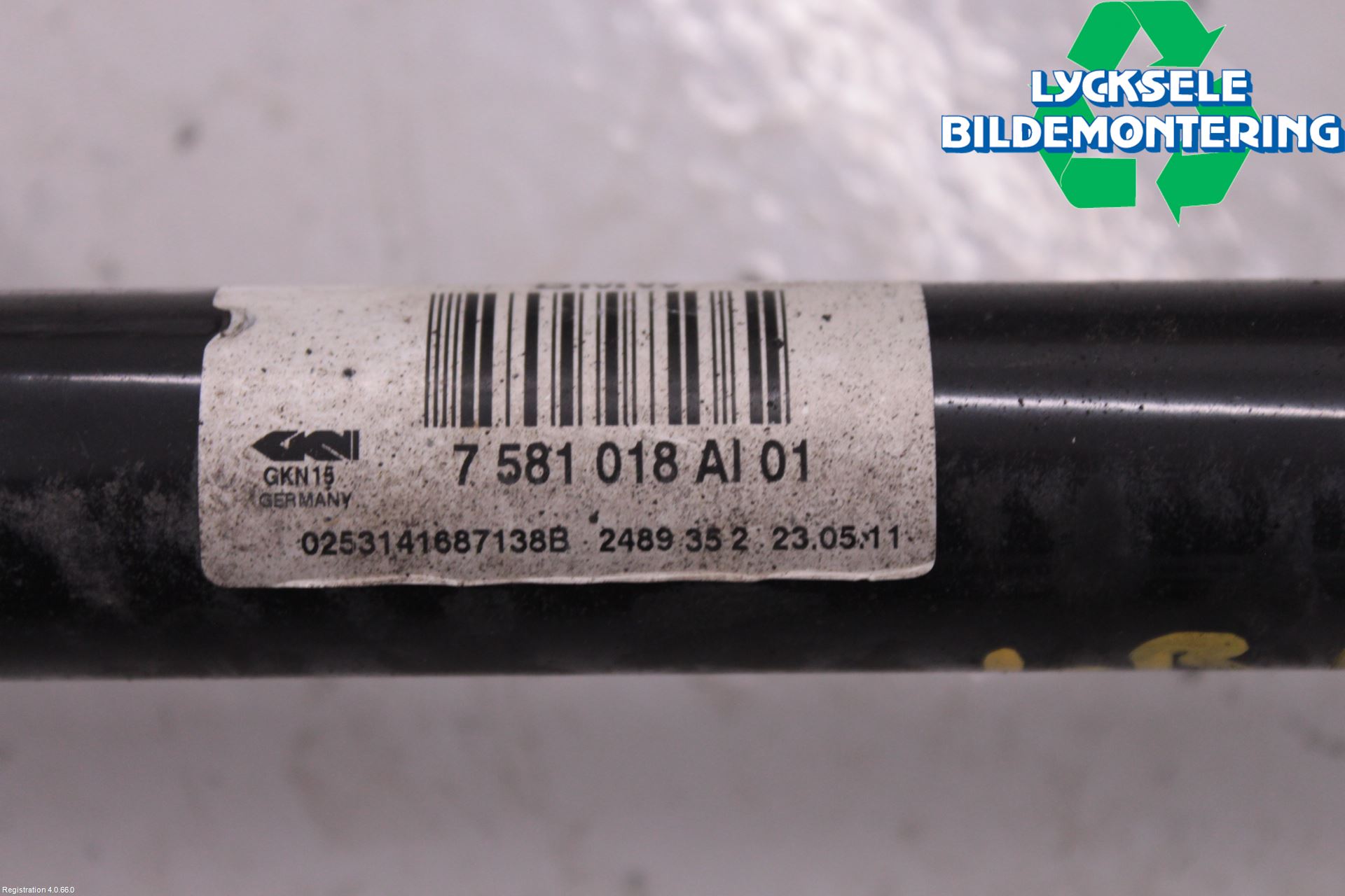 BMW 5 F10/F11/F18 09-17 Drivaxel Bak Höger