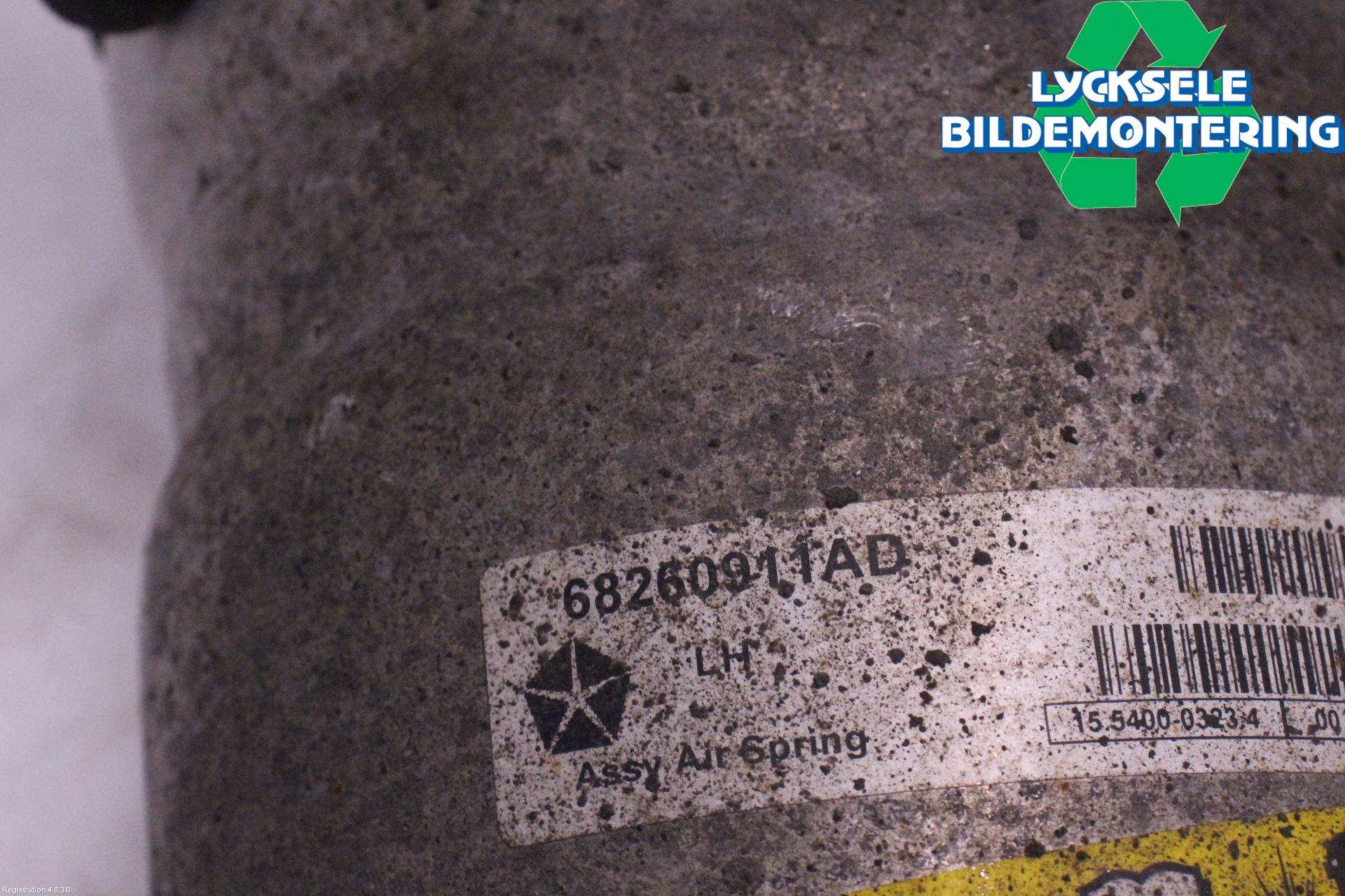 Dodge PICK UP RAM 81- Fjäderben Fram Vänster