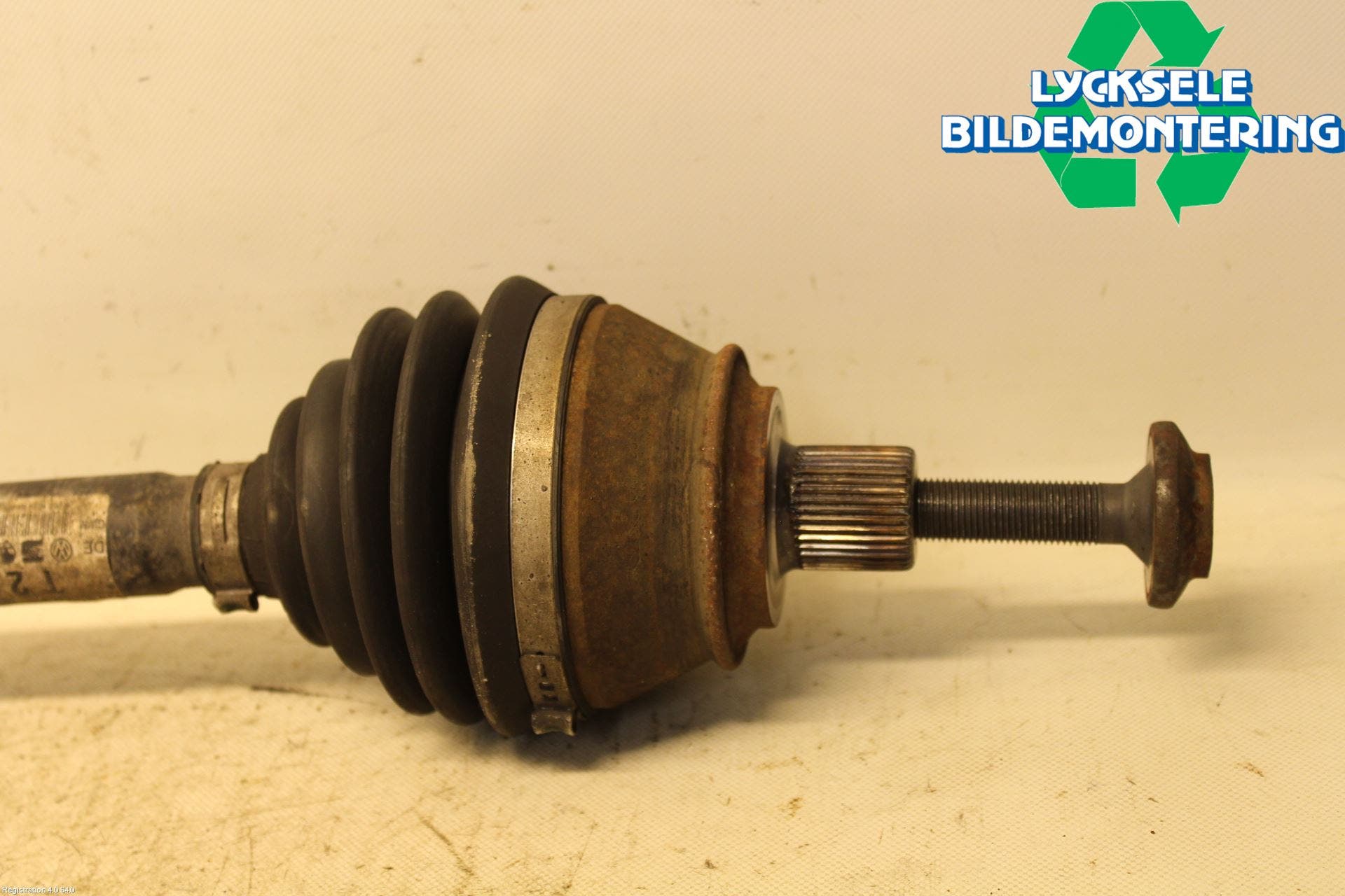 Audi A6/S6 05-11 Drivaxel Bak Höger