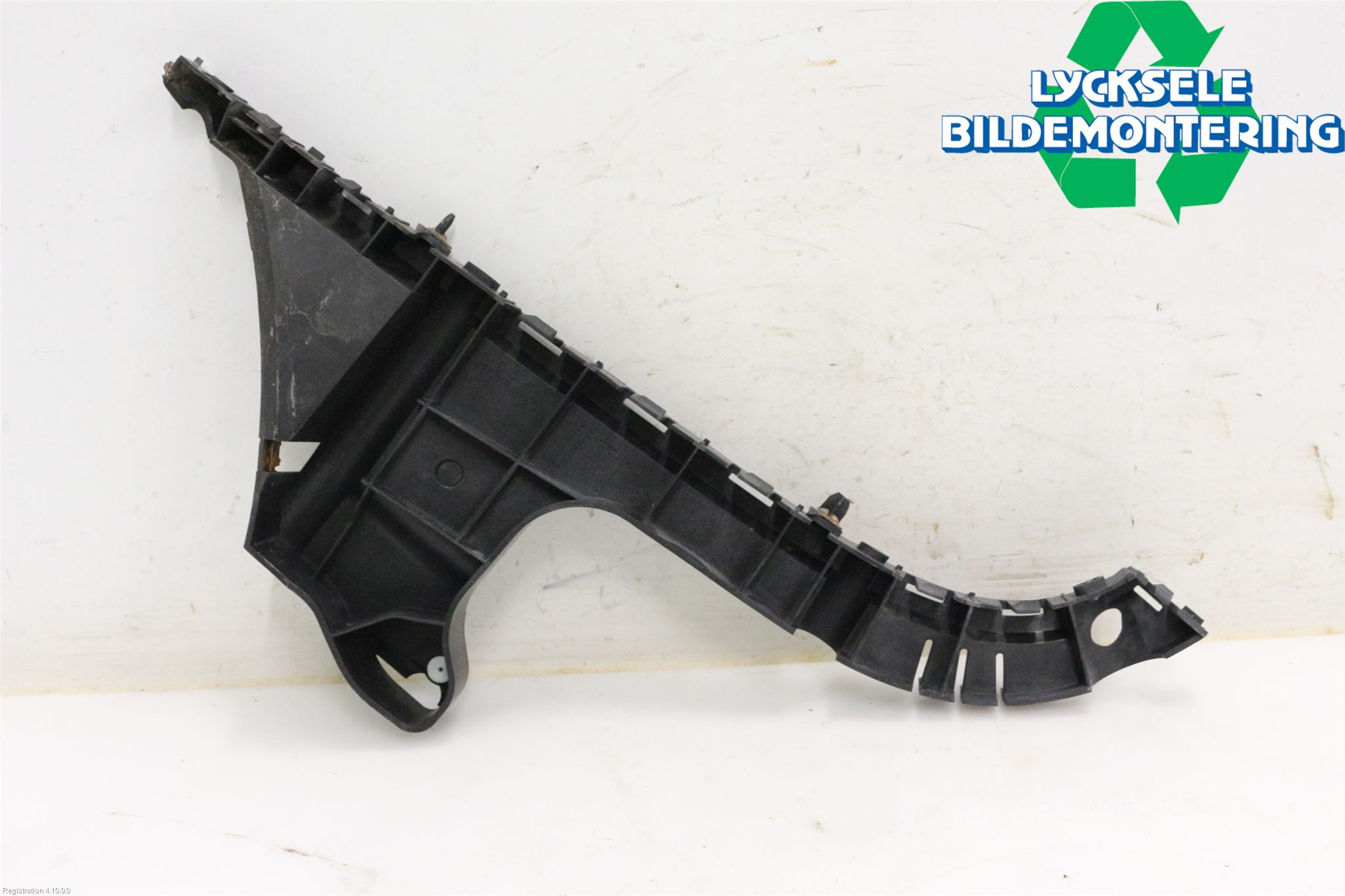 Volvo V70 08-13 Stötfångarfäste Bak Vä