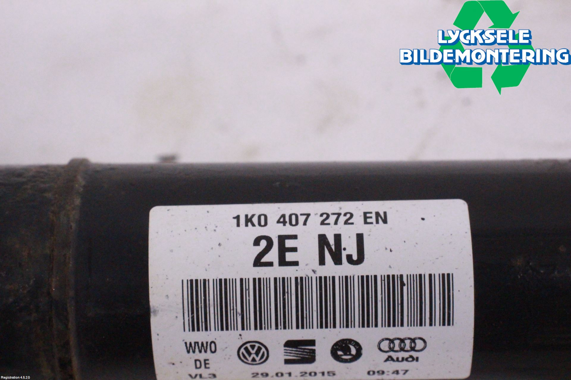 Volkswagen VW CADDY 11-15 Drivaxel Fram Höger