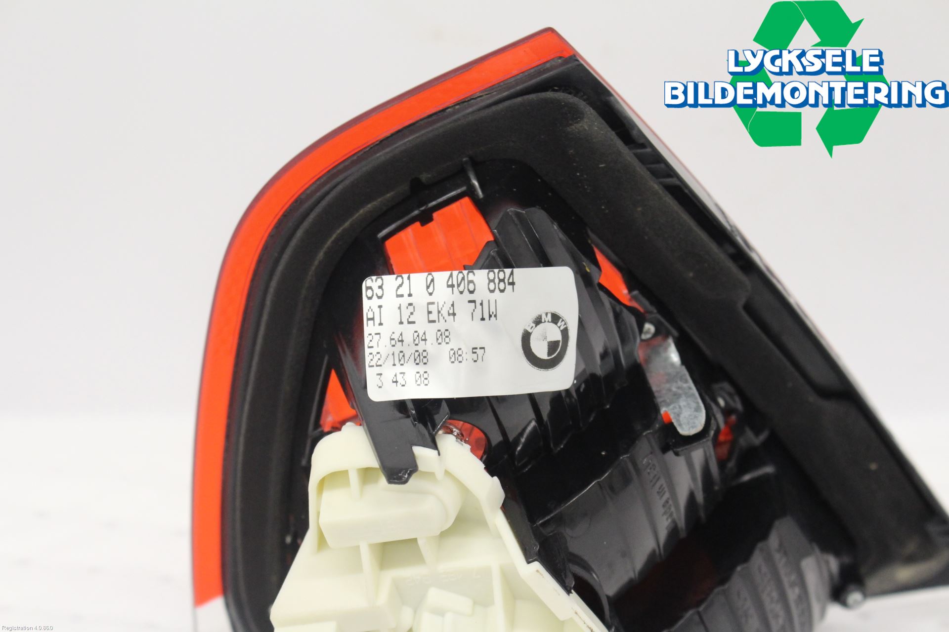 BMW 3 E90/91 SED/TOU 05-12 Bakljus Lucka Hö