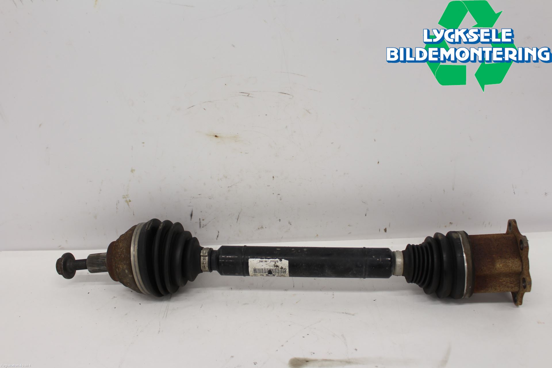 Skoda SUPERB 16-24 Drivaxel Fram Höger