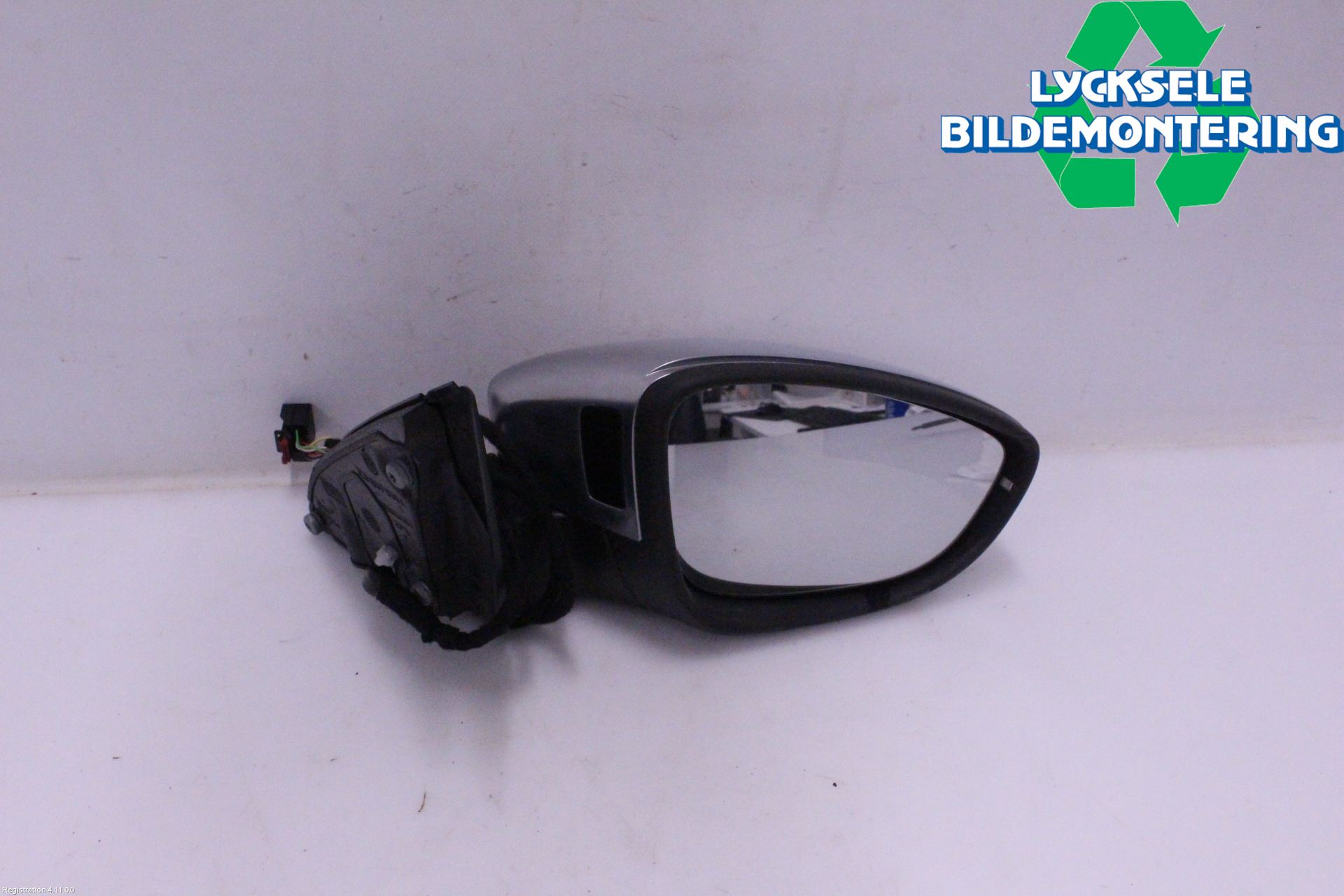 Volkswagen VW PASSAT 11-14 Spegel Yttre El Hö
