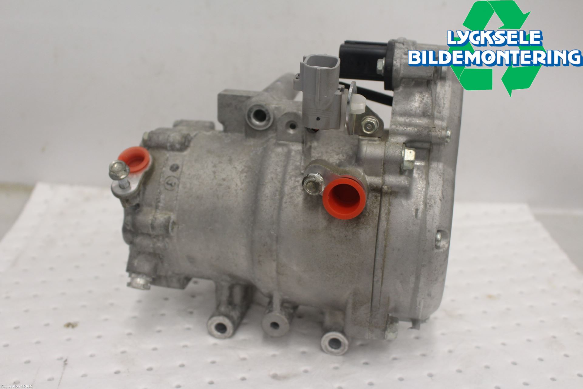 Mitsubishi OUTLANDER 13-21 Ac Kompressor