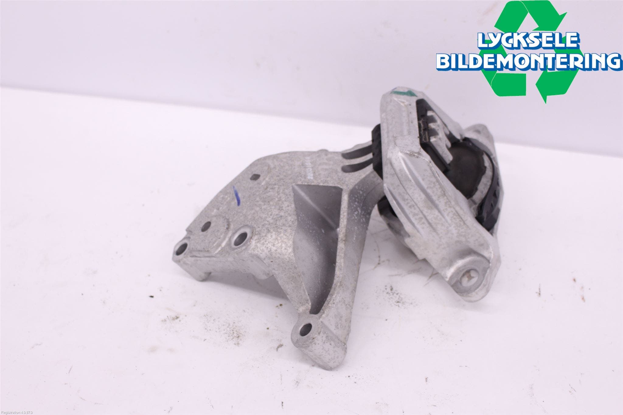 Nissan QASHQAI 21- Motorfäste