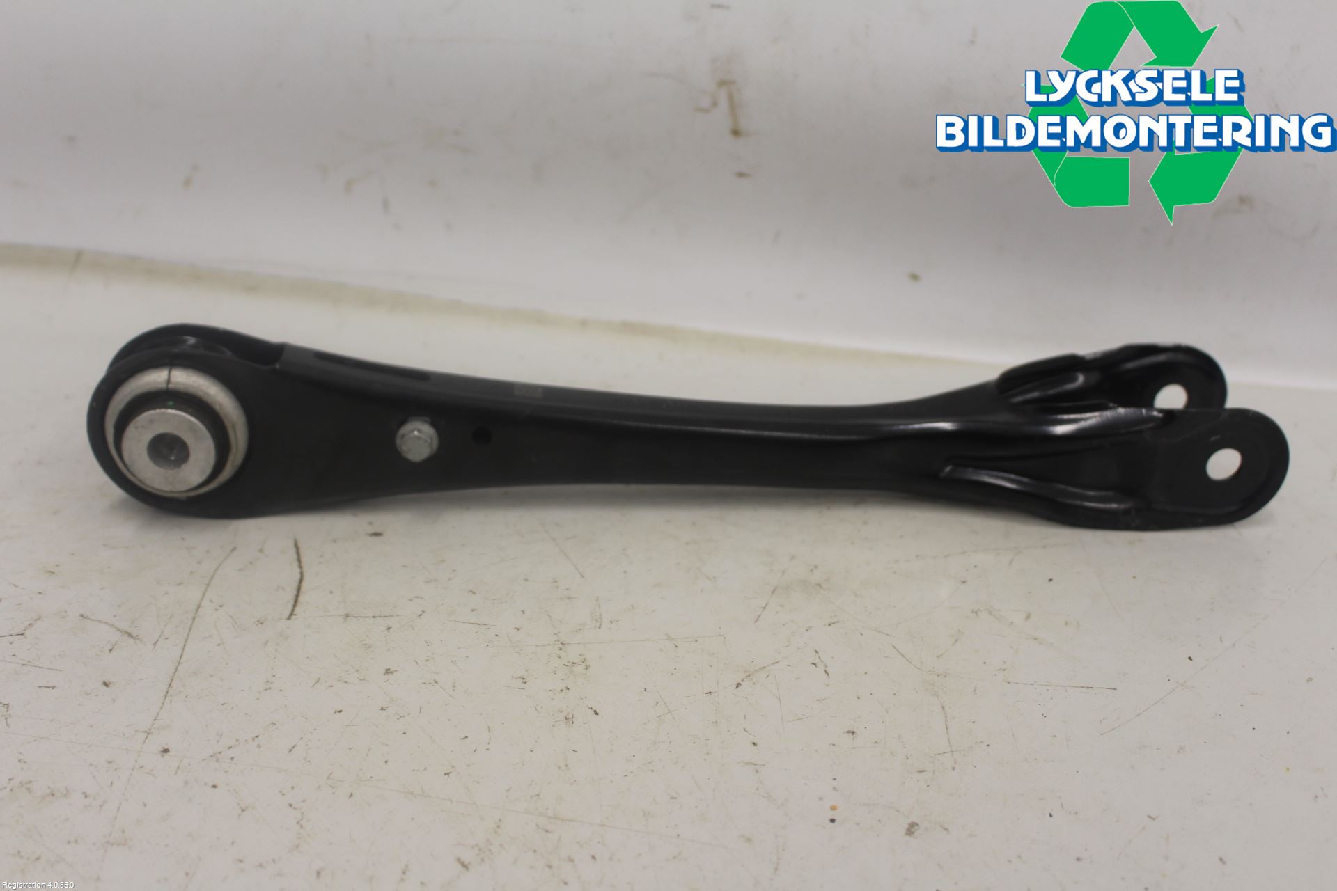 BMW 5 G30/G31/F90 17-23 Bärarm Bak Höger