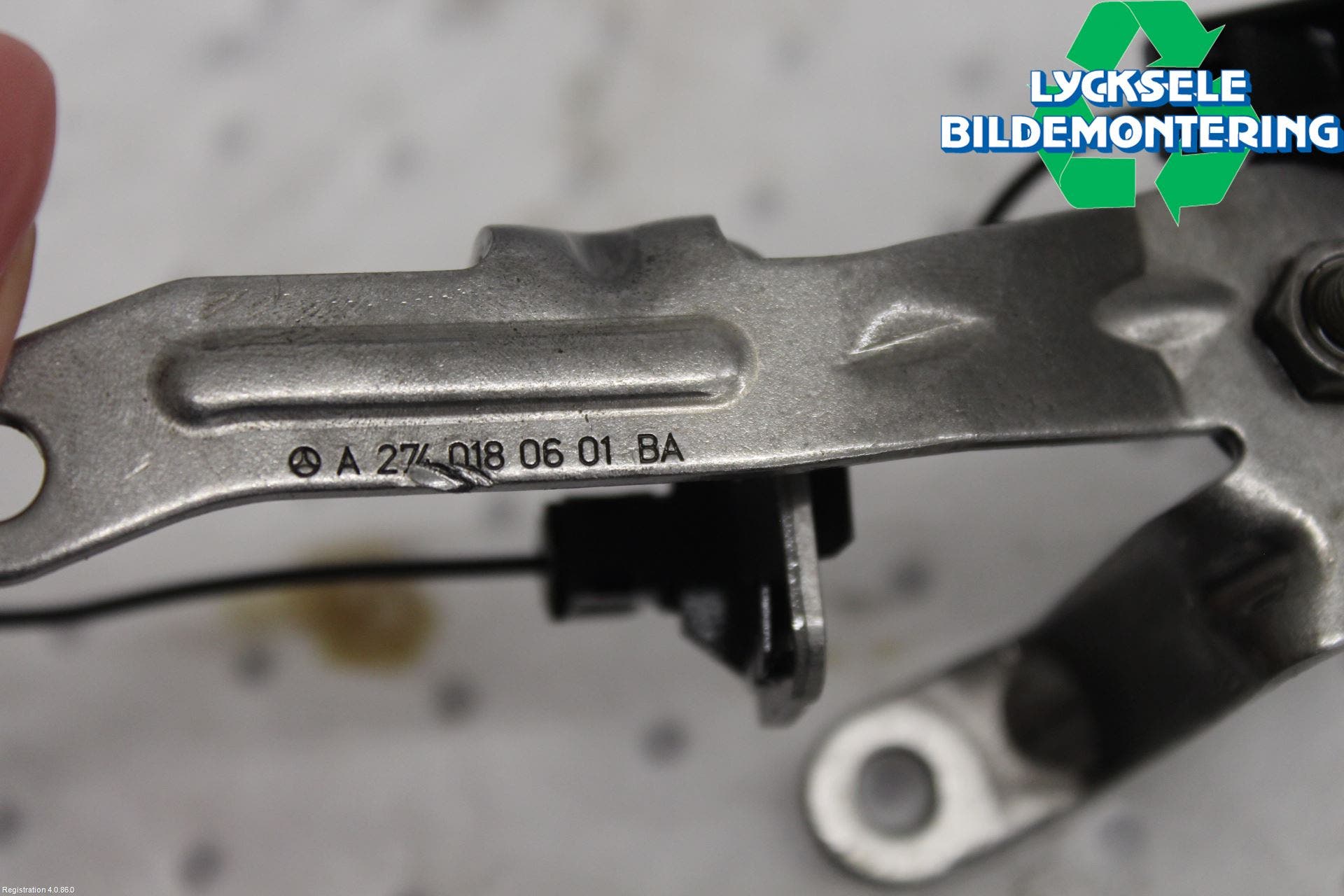 Mercedes-Benz MB C-KLASS (W205) 14-21 Givare Oljenivå Vakt