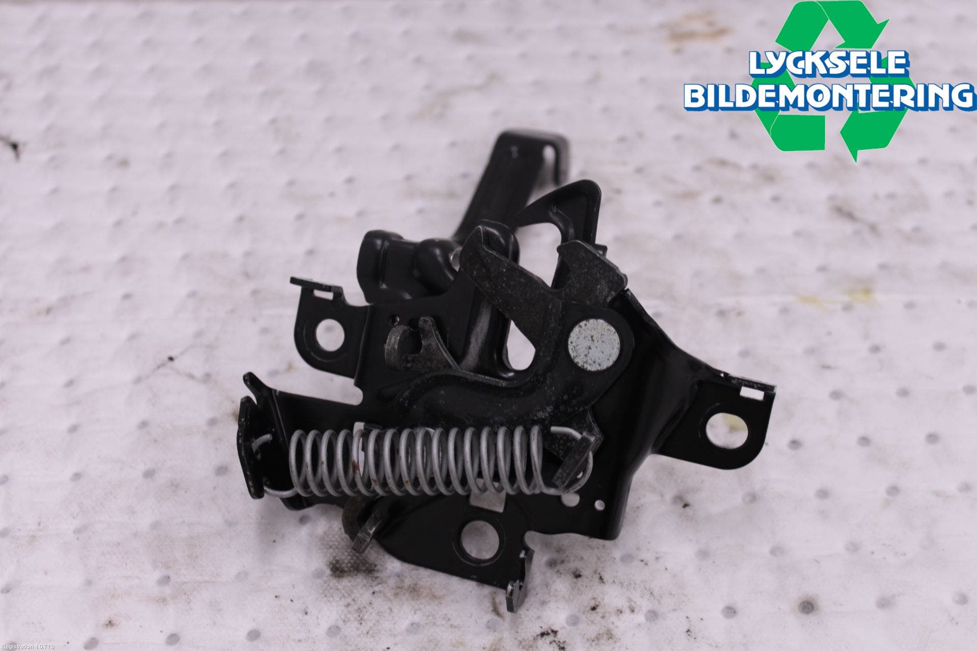 Toyota PRIUS+ ZVW40 12-20 Huvlås