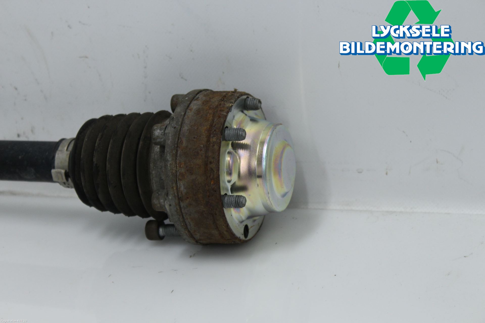 Audi A3/S3 8V 13-20 Drivaxel Bak Vänster