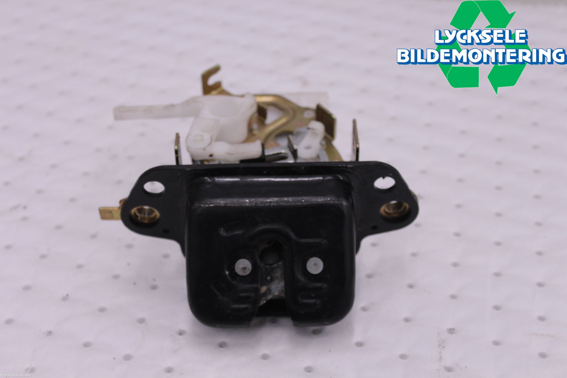 Subaru LEGACY    07-09 Låskista Baklucka