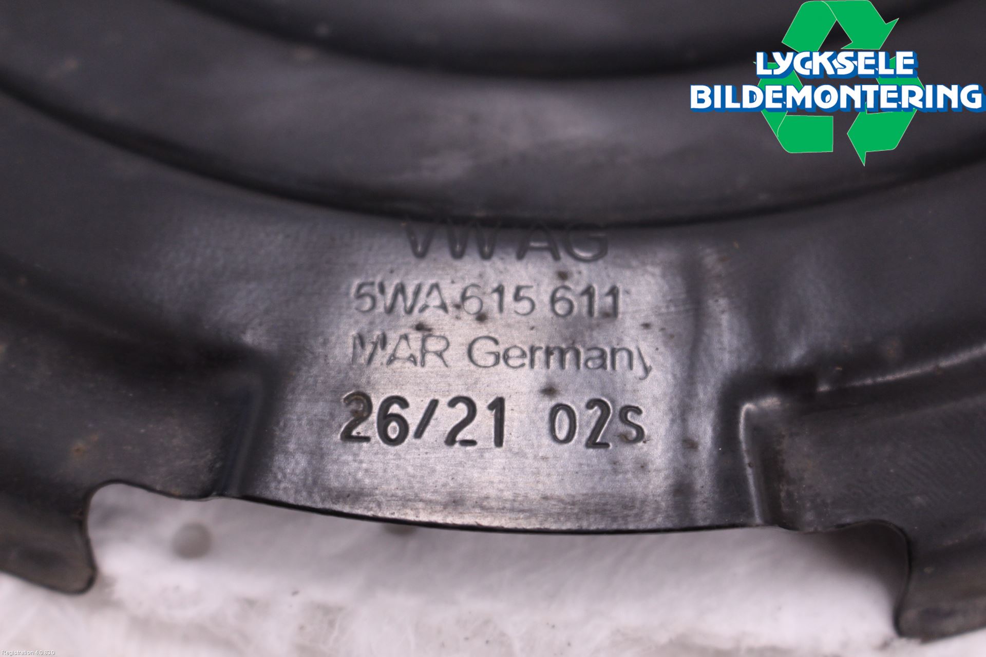 Volkswagen VW GOLF / E-GOLF VIII 20- Bromssköld Bak