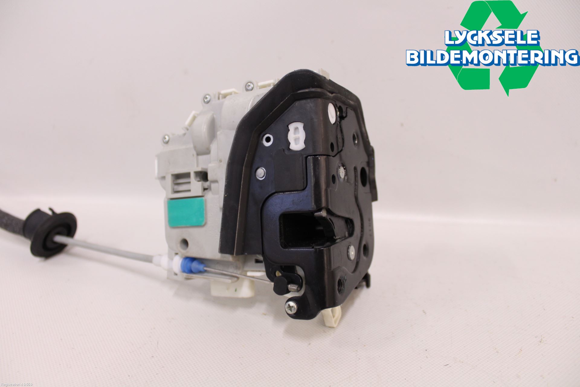 Audi A4/S4 B9 16-19 Låskista-Dörrlås