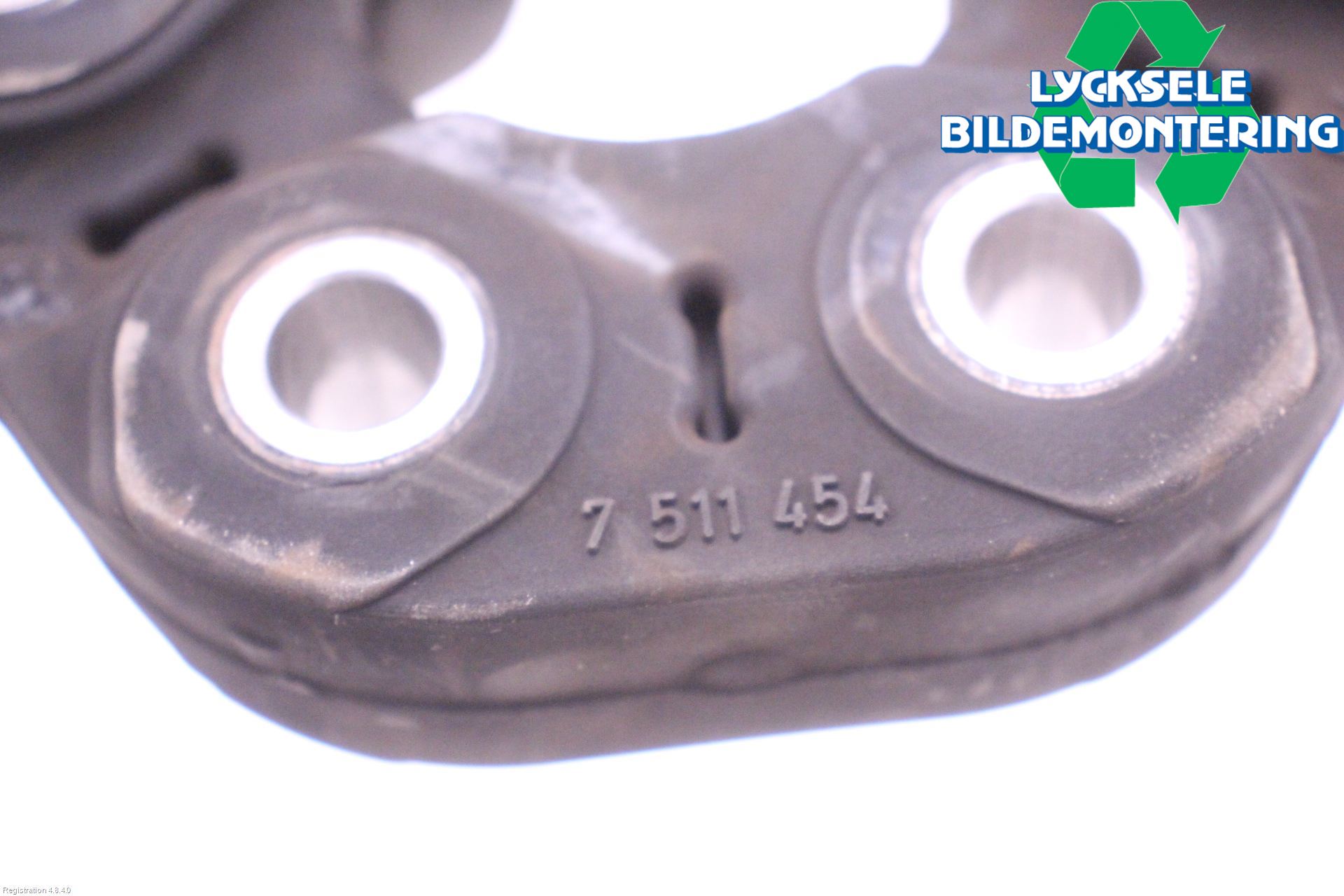 BMW 3 F30/F31/F80 12-19 Mellanaxel Gummiknut