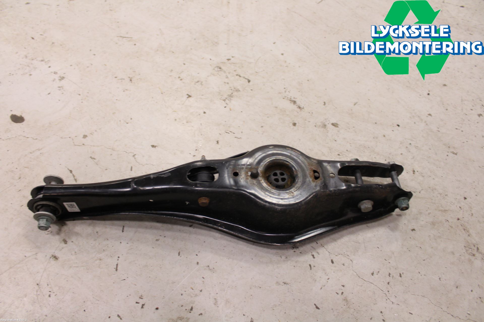 Skoda KODIAQ 17-24 Bärarm Bak Höger