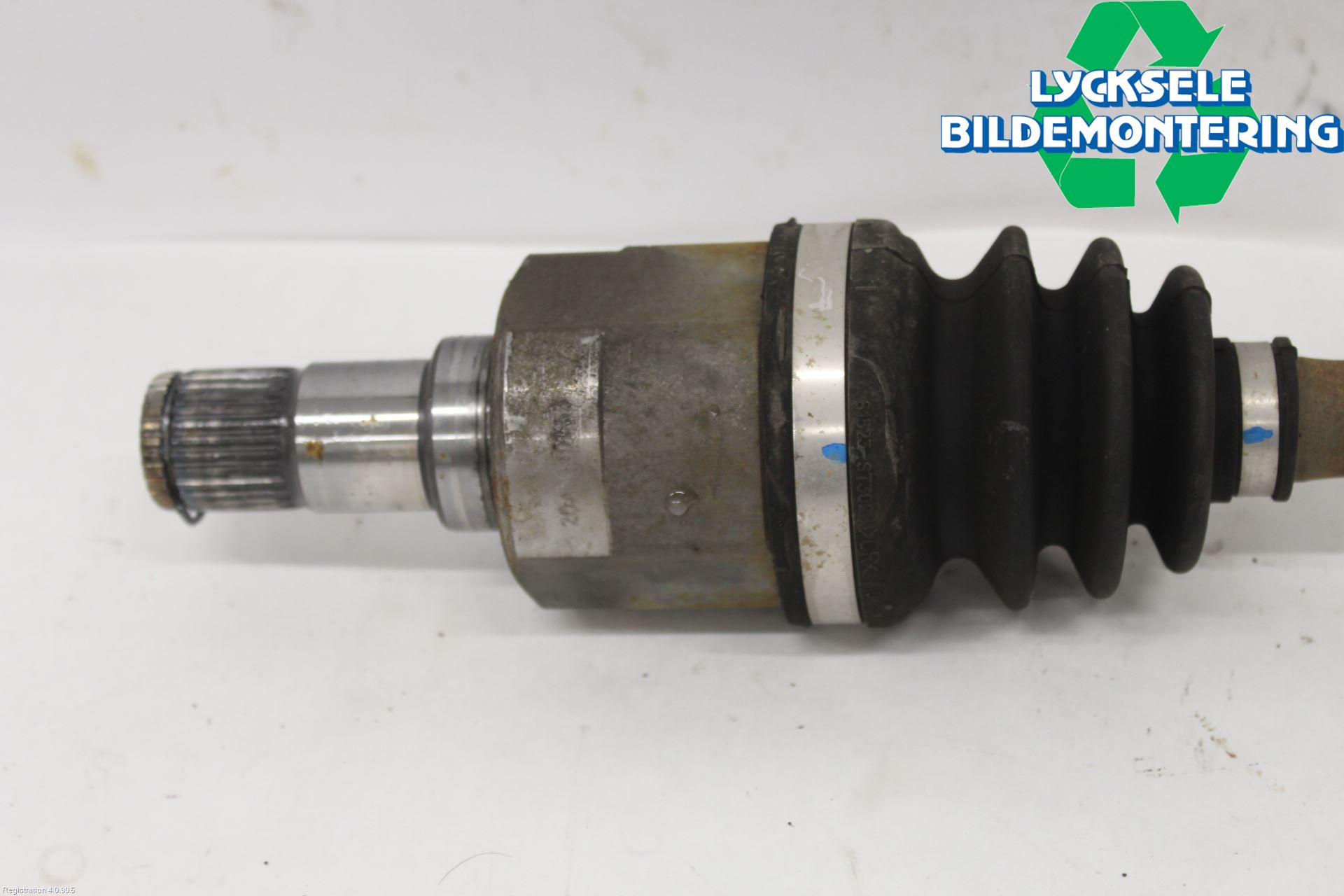 Hyundai i30 PD 17- Drivaxel Fram Vänster