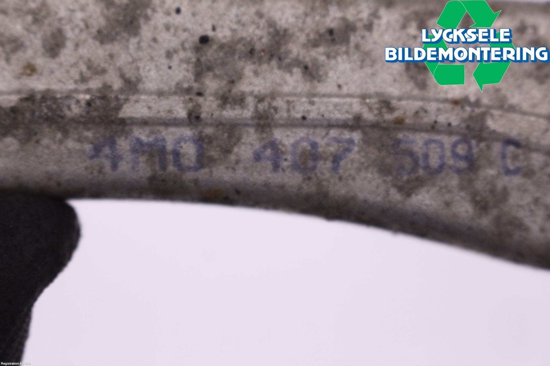 Audi A6 F2/C8 19- Bärarm Fram Övre Vä