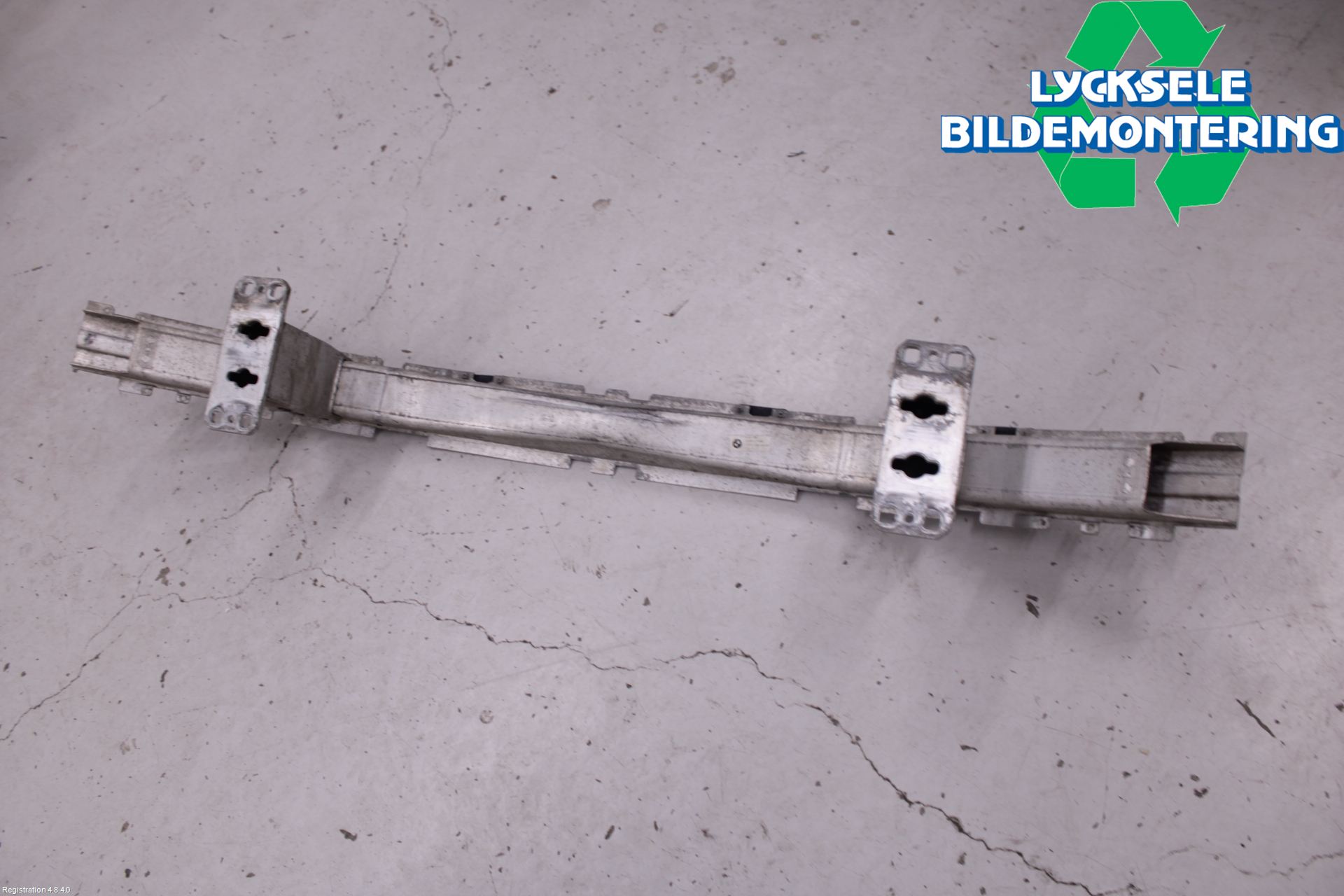 BMW 5 E60/61 Sed/Tou 02-10 Stötfångarbalk Fram