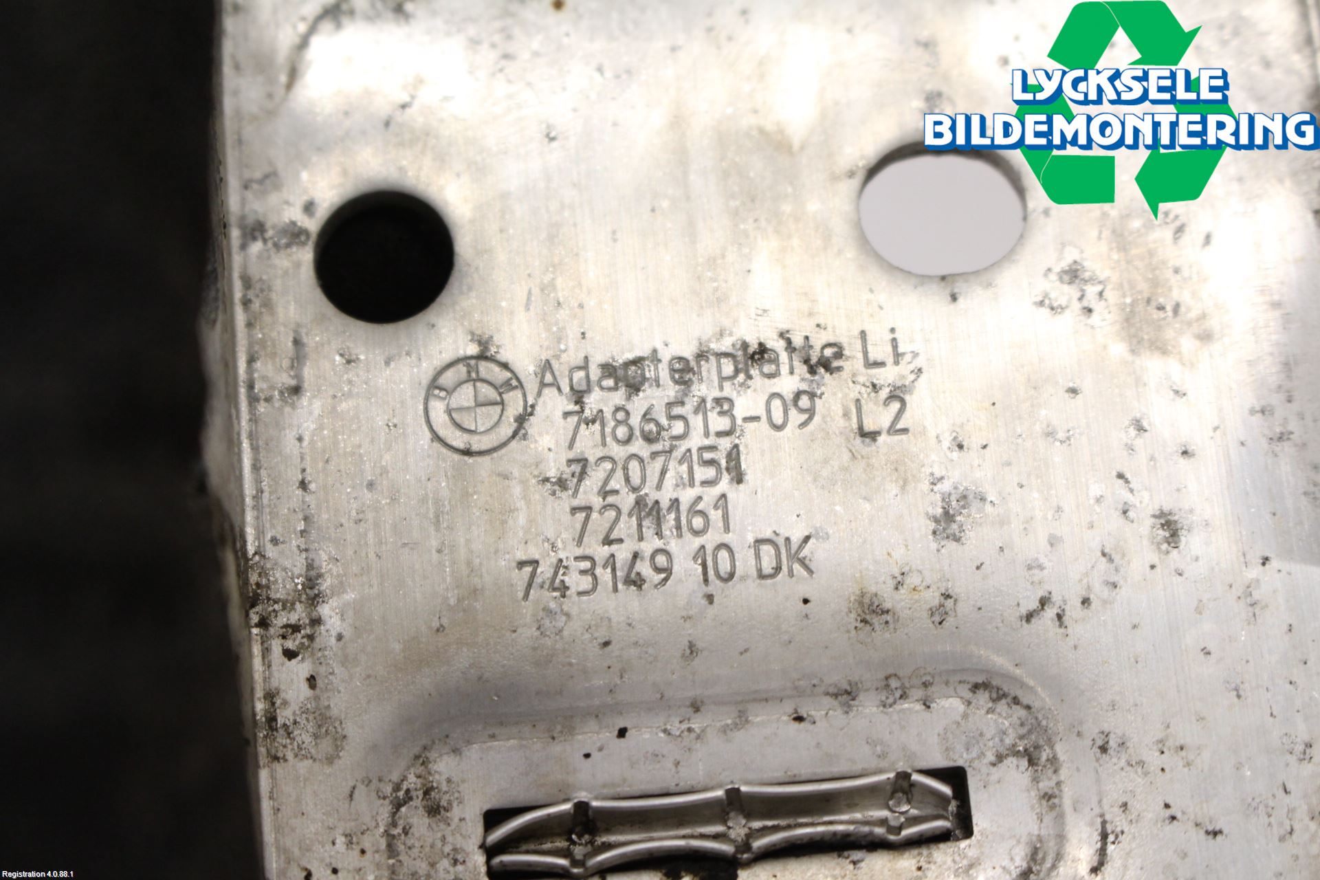 BMW 5 F10/F11/F18 09-17 Kylarfäste-Ram-Balk