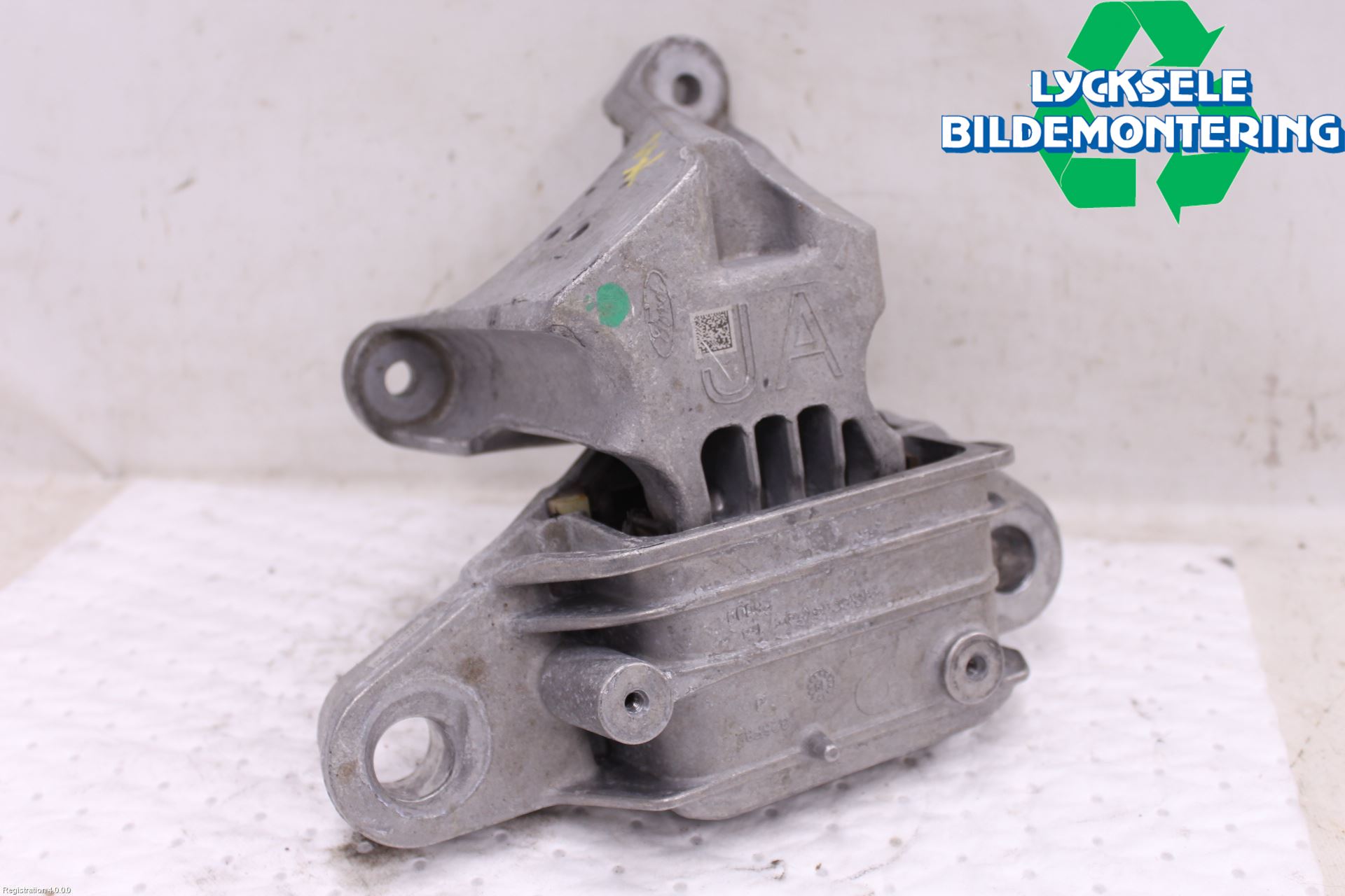 Ford FOCUS 19- Växellådsfäste