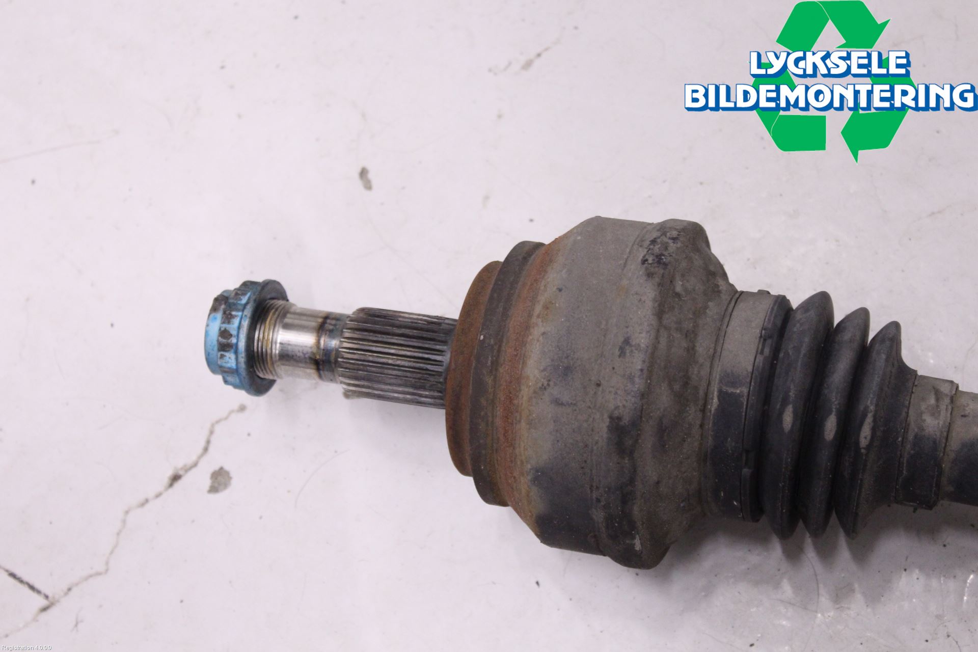 Mercedes-Benz MB E-KLASS (W213) 16-23 Drivaxel Bak Höger