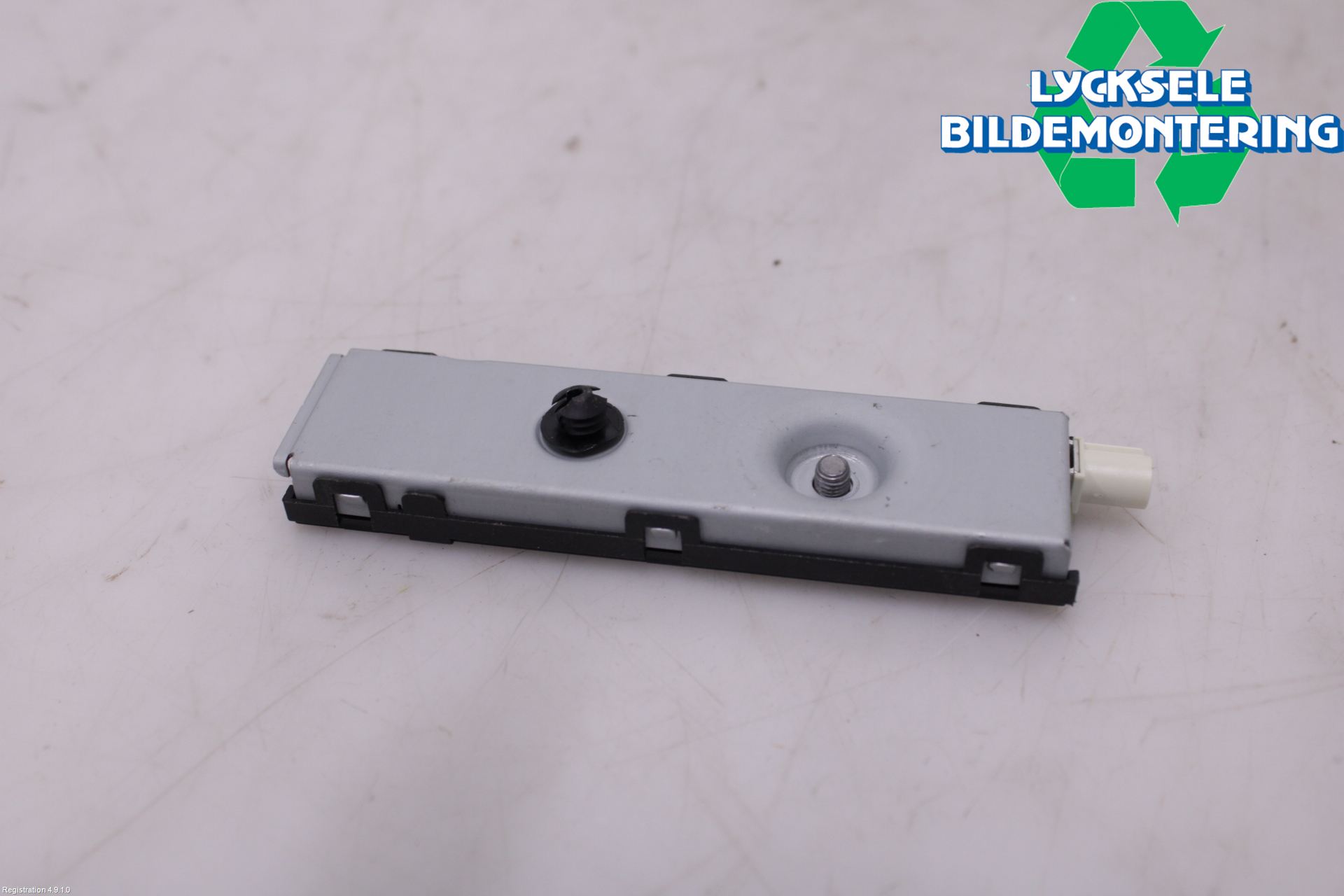 Mercedes-Benz MB E-KLASS (W213) 16-23 Antennförstärkare