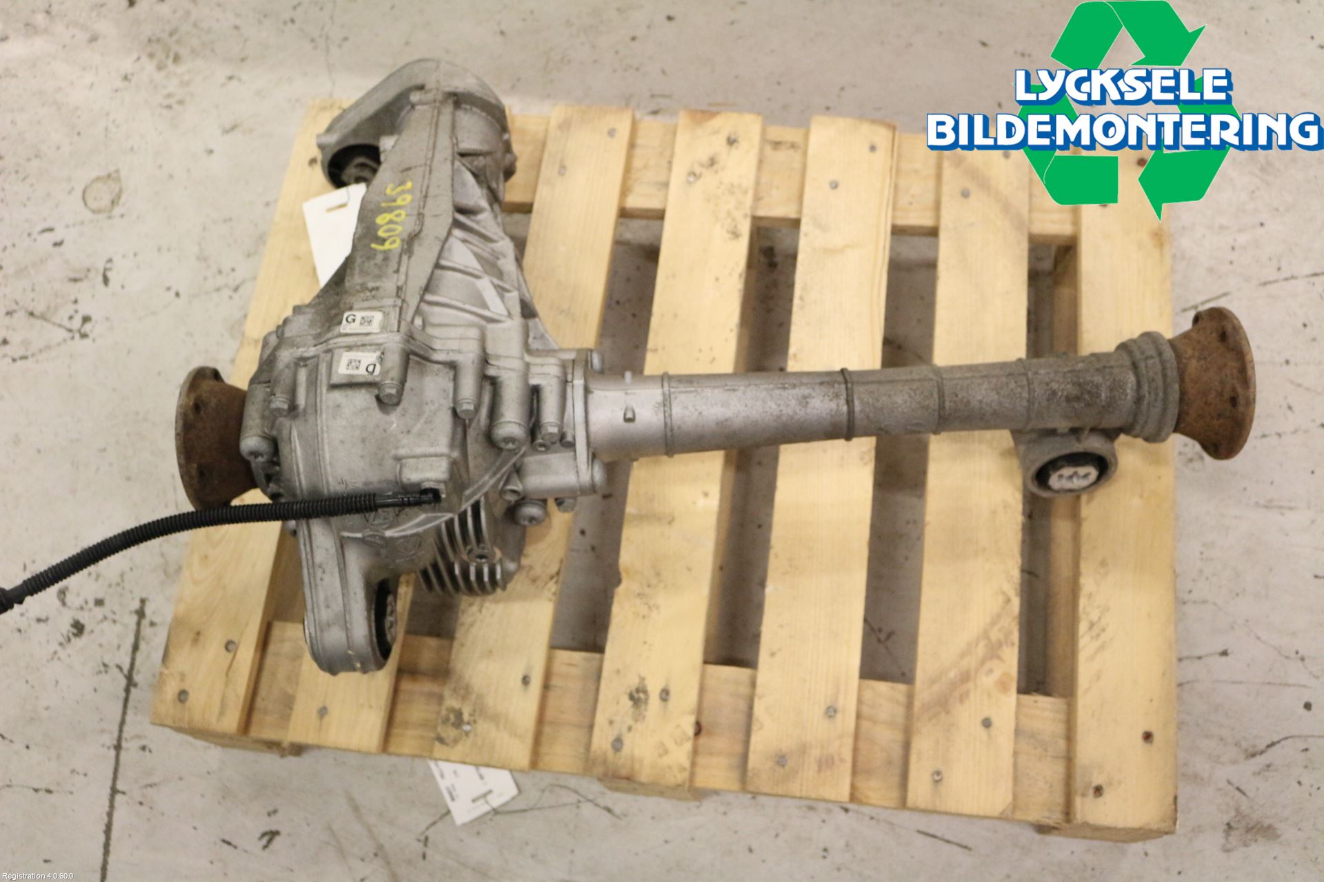 Volkswagen VW AMAROK 2H 10-22 Framvagn Diffrential