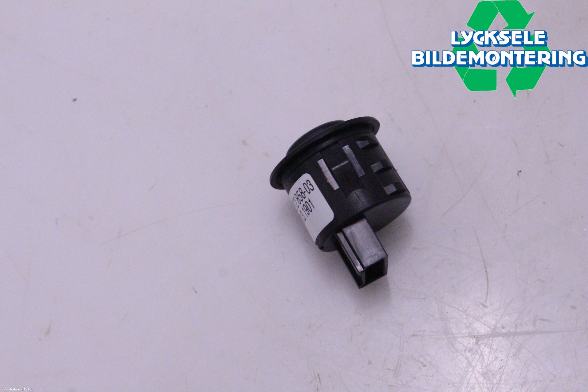 BMW 3 G20/G21/G80/G81 19- Strömställare Dragkrok
