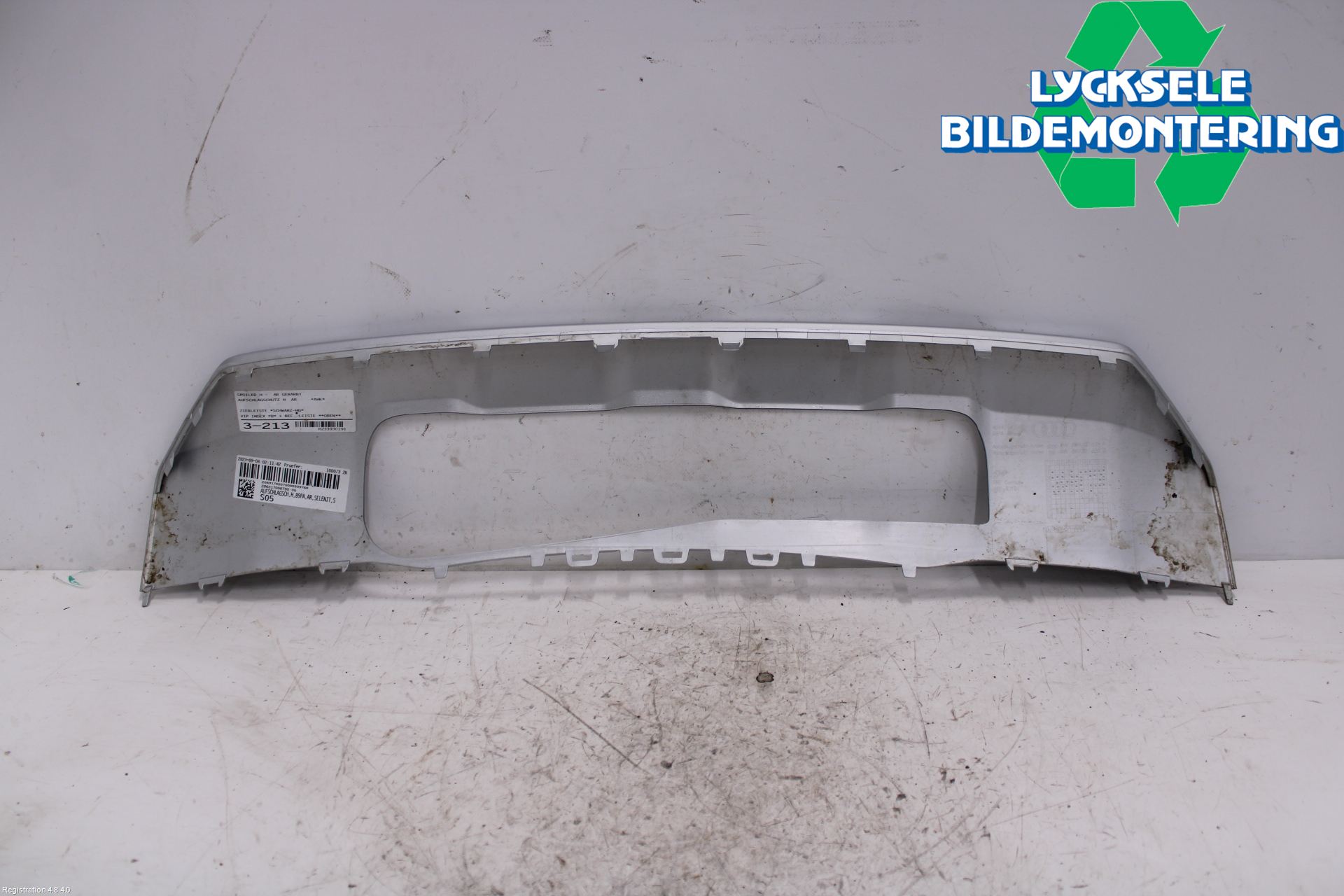 Audi A4/S4 B9 20- Stötfångardel Bak Mitt