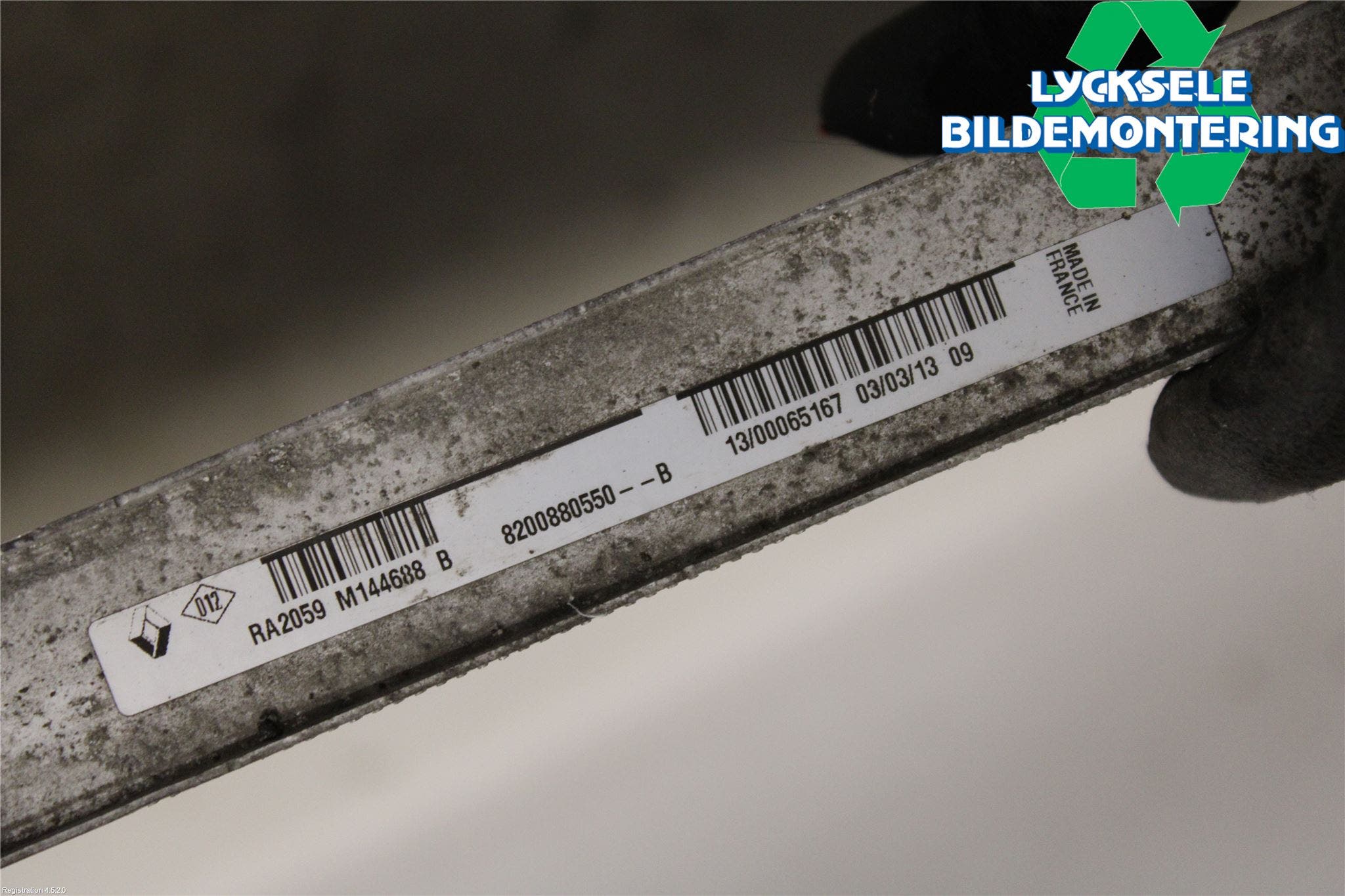 Dacia DUSTER 10-17 Kylare Man