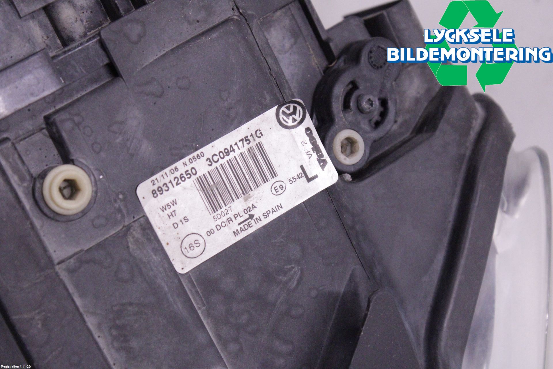 Volkswagen VW PASSAT 05-11 Strålkastare Vänster
