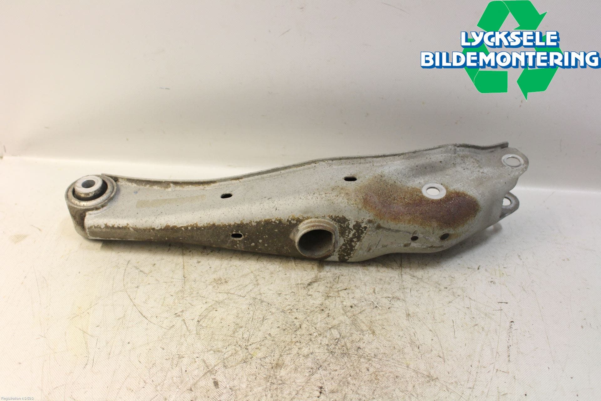 Opel INSIGNIA 17- Bärarm Bak Vänster