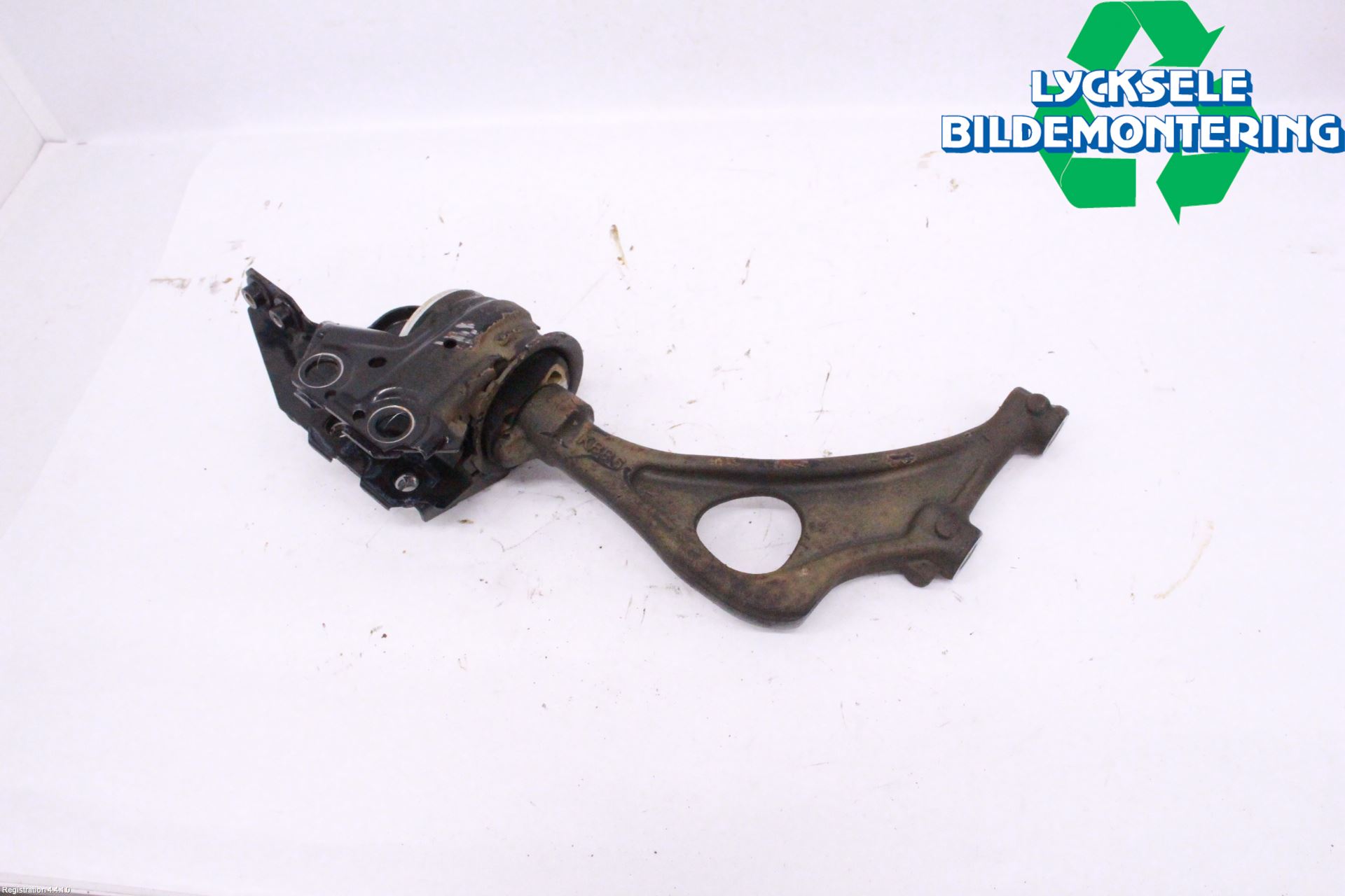 Mazda CX-60 22- Bärarm Fram Övre Hö