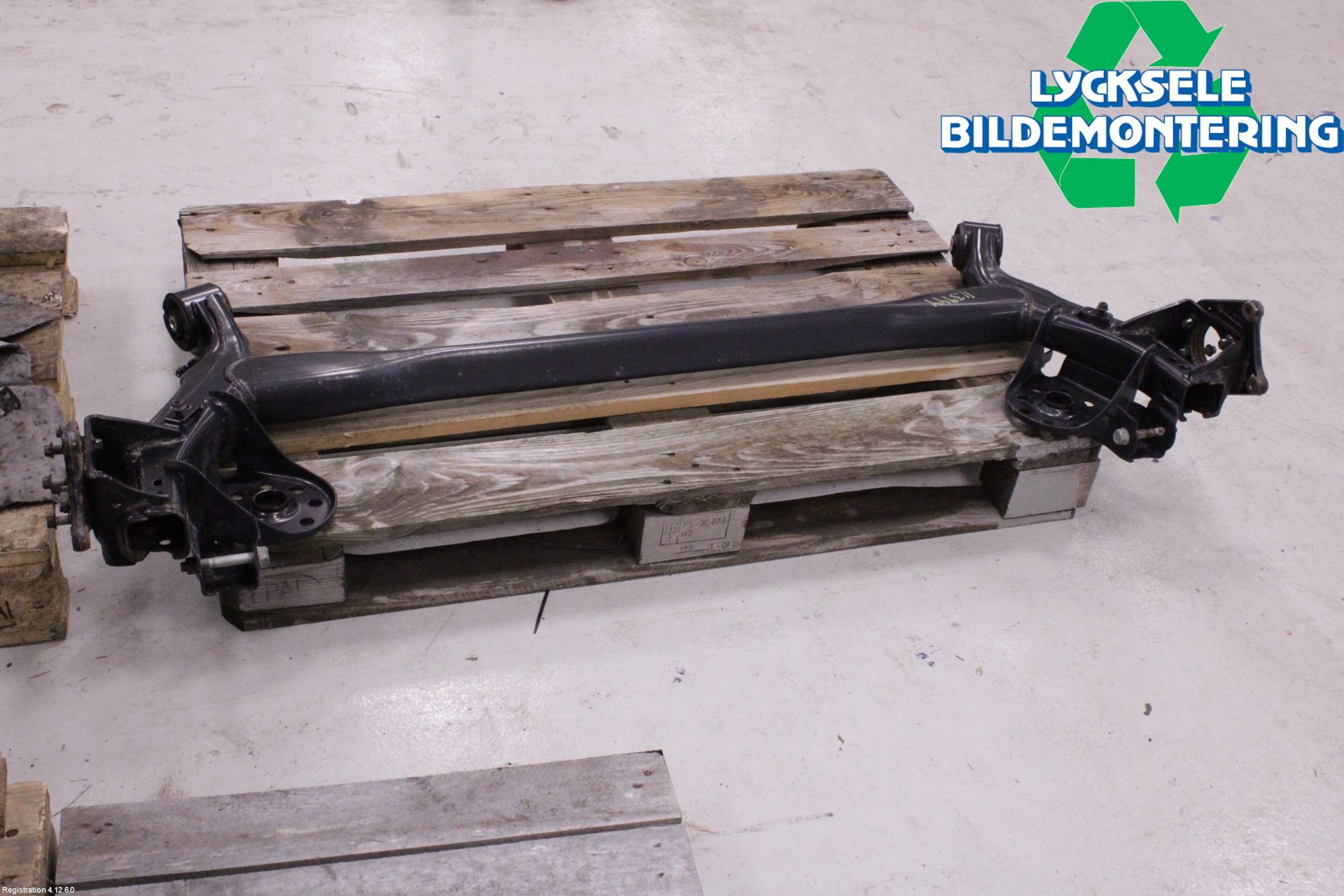 Kia STONIC 18->> Bakaxelbalk