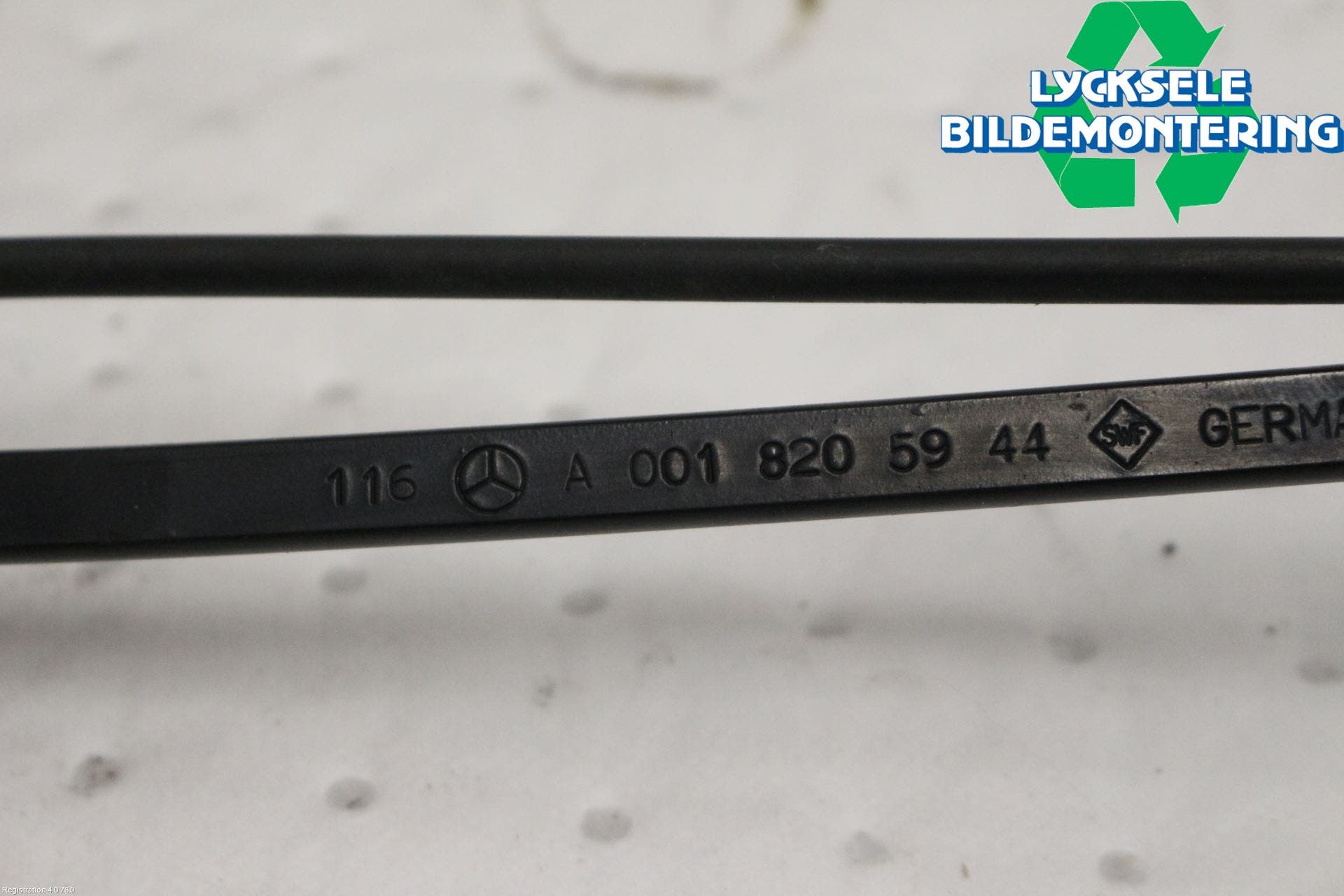 Mercedes-Benz MB SPRINTER (W906) 06-18 Torkararm Armar Vindruta