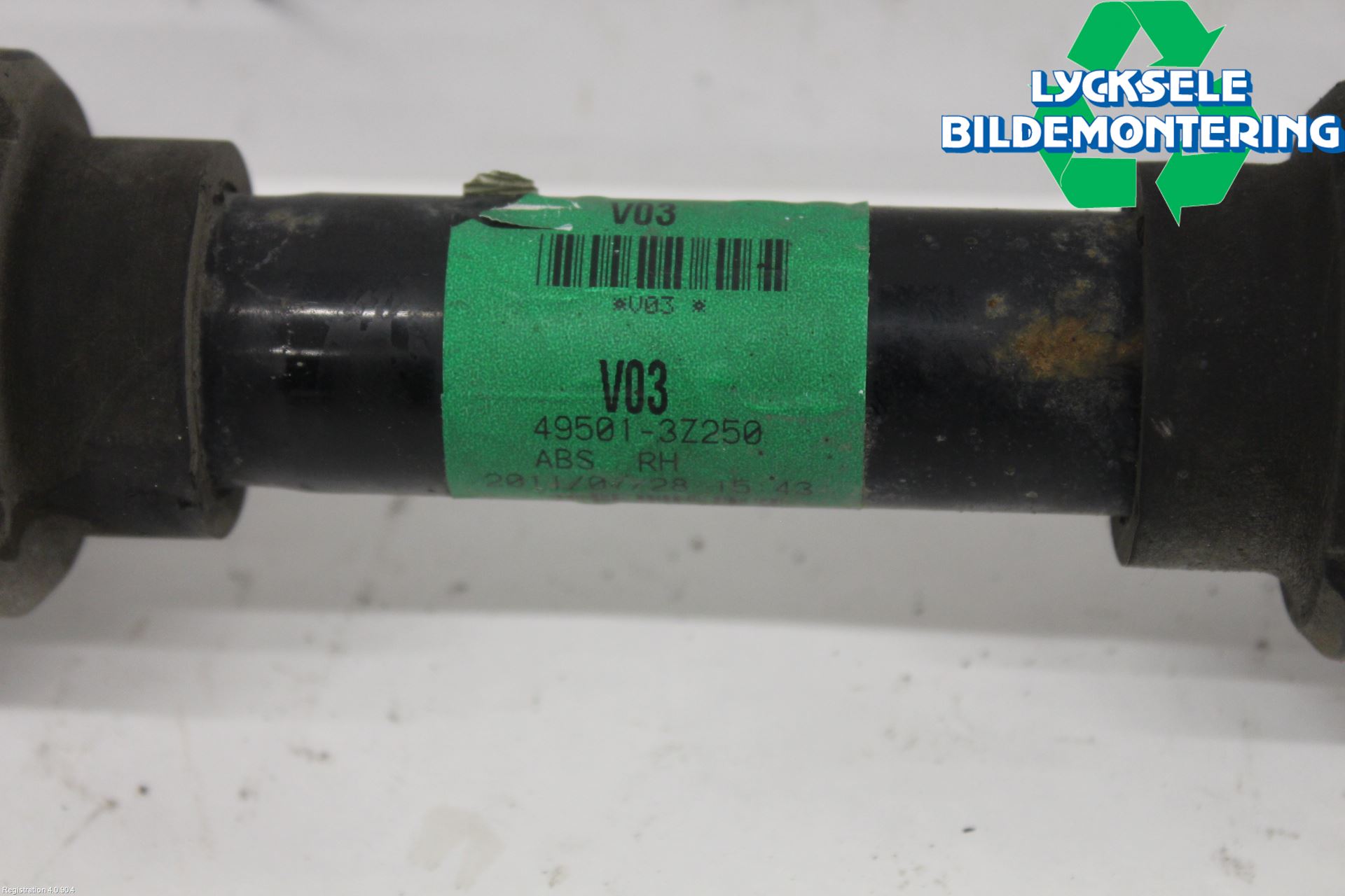 Hyundai i40 08-15 Drivaxel Fram Höger