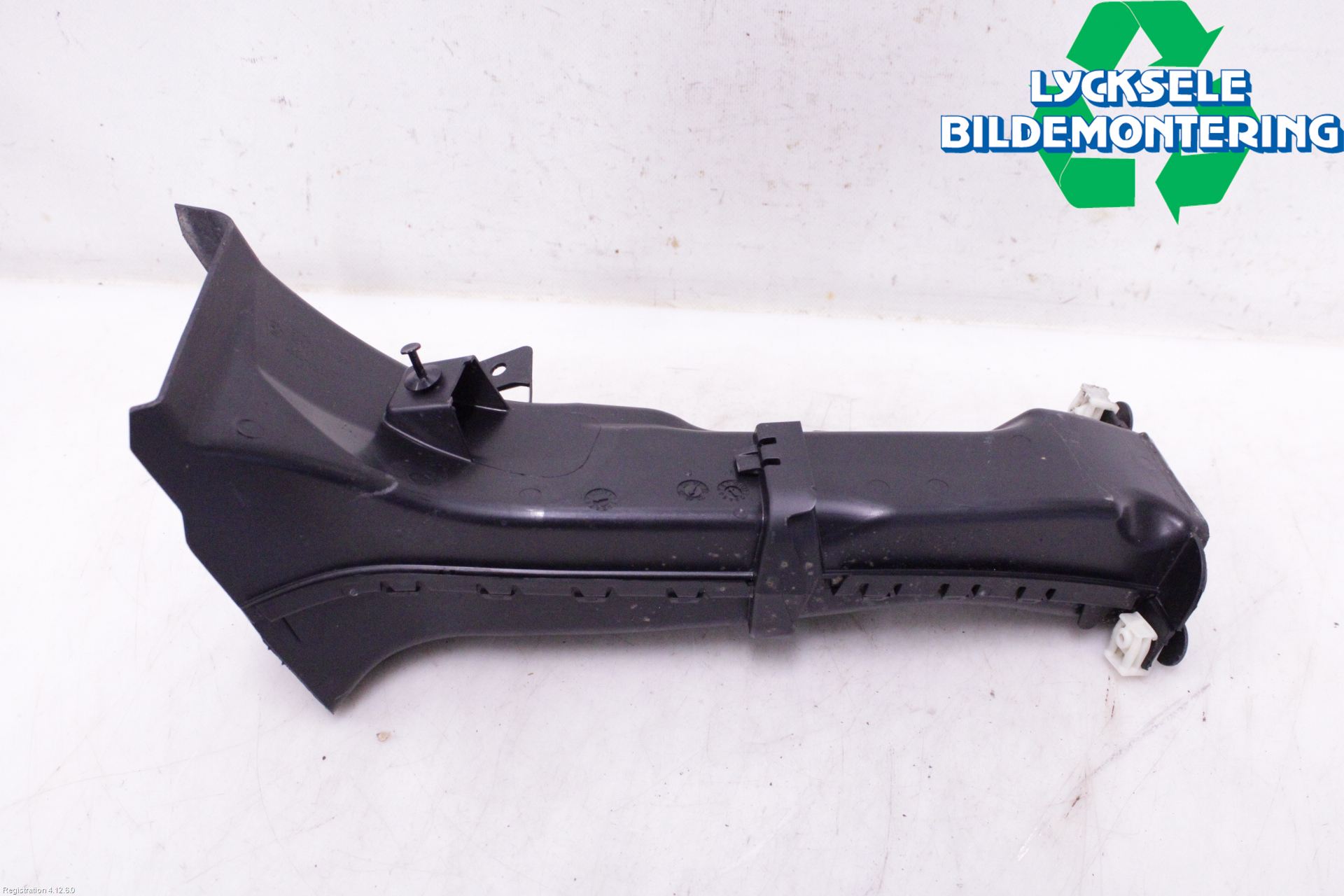 BMW 3 G20/G21/G80/G81 19- Deflektor Plåt-Plast Kylning