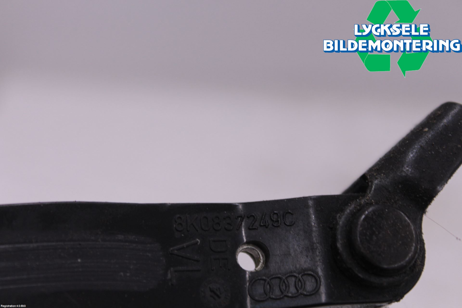 Audi A4 ALLROAD 09-16 Dörrstopp