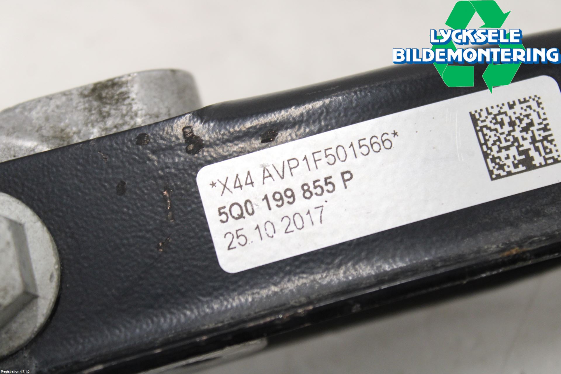 Volkswagen VW T-ROC 18- Motorfäste