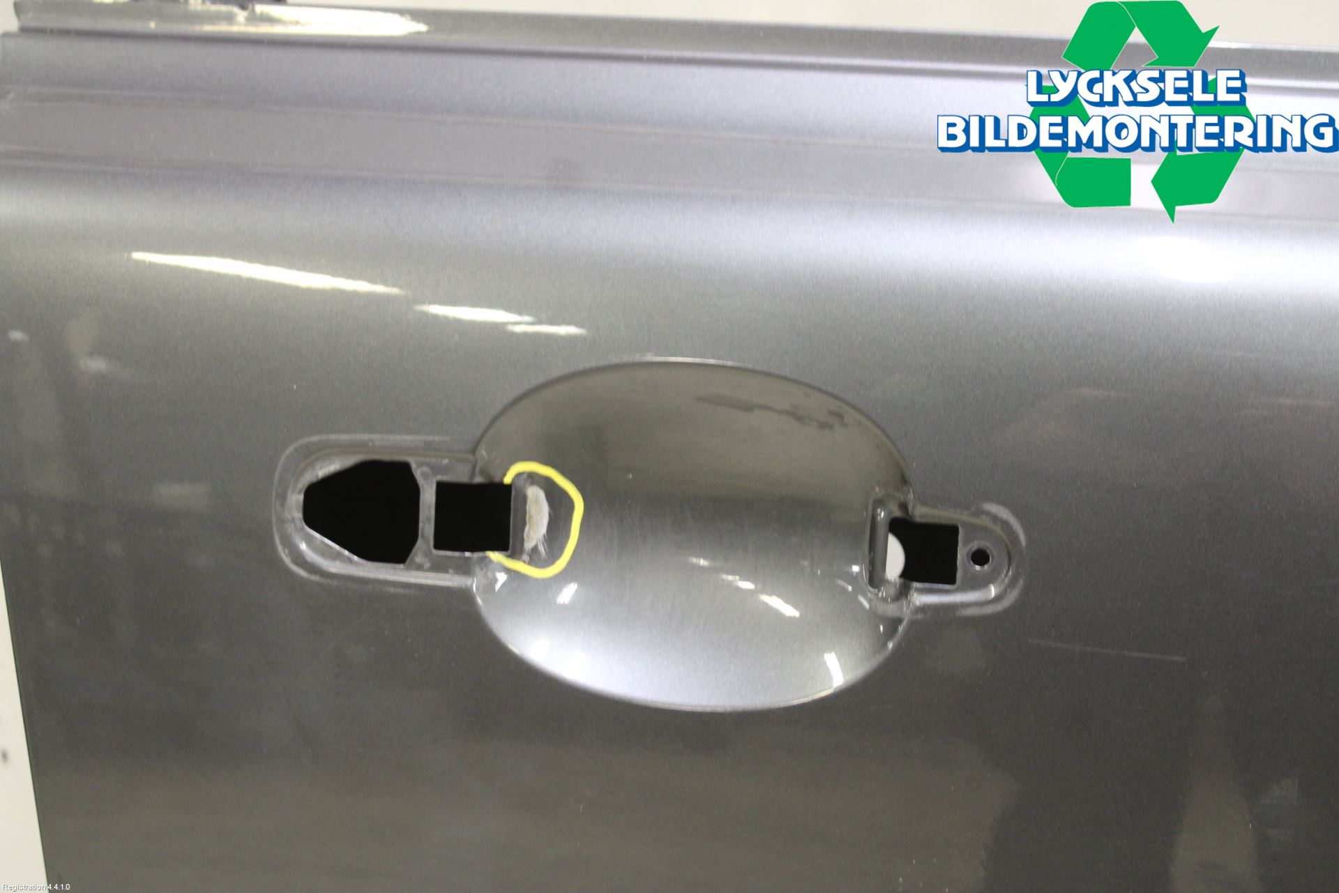 Volvo V70 08-13 Dörr Fram Höger