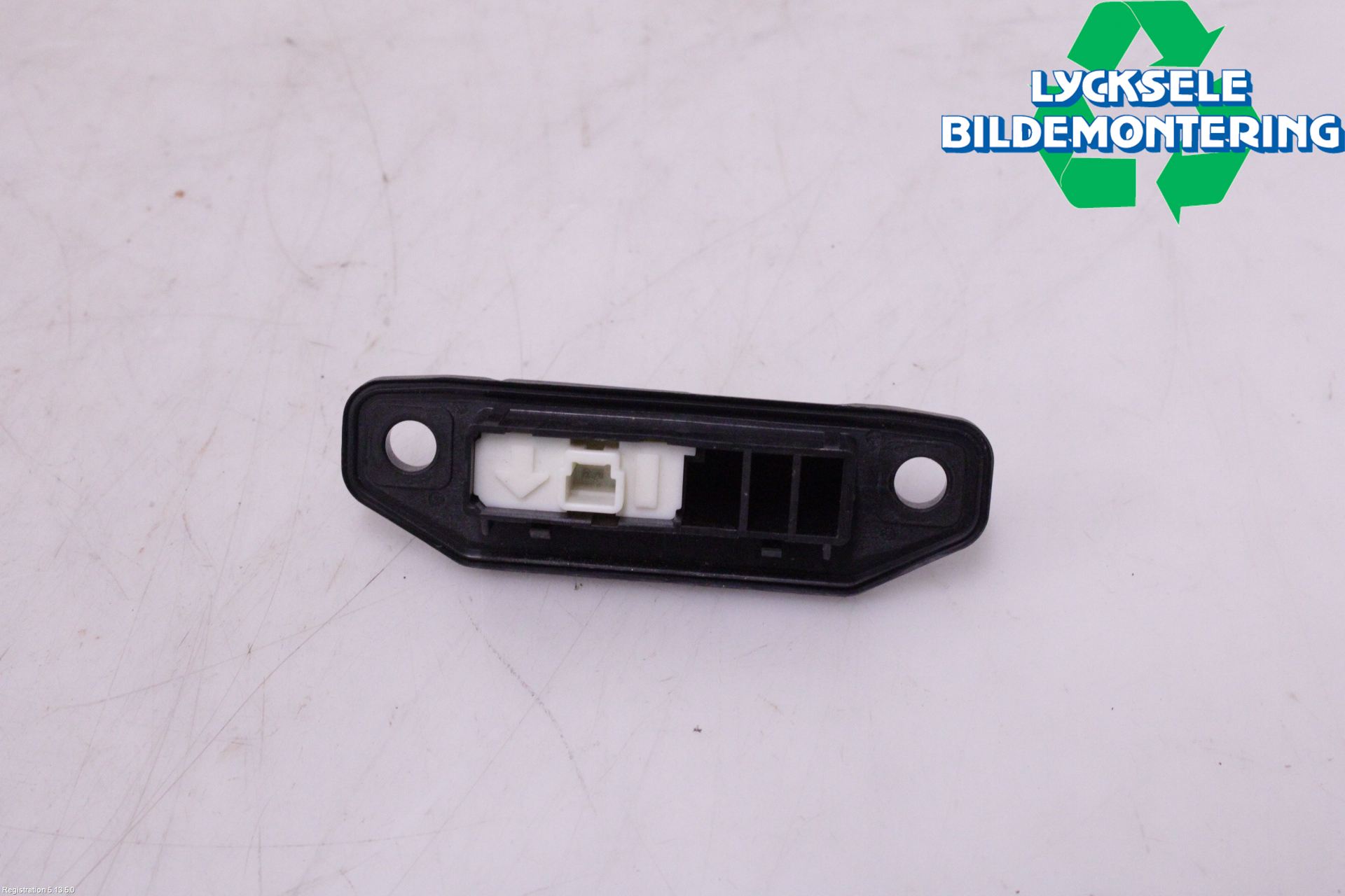 Toyota YARIS XP130 15-20 Bakluckehandtag