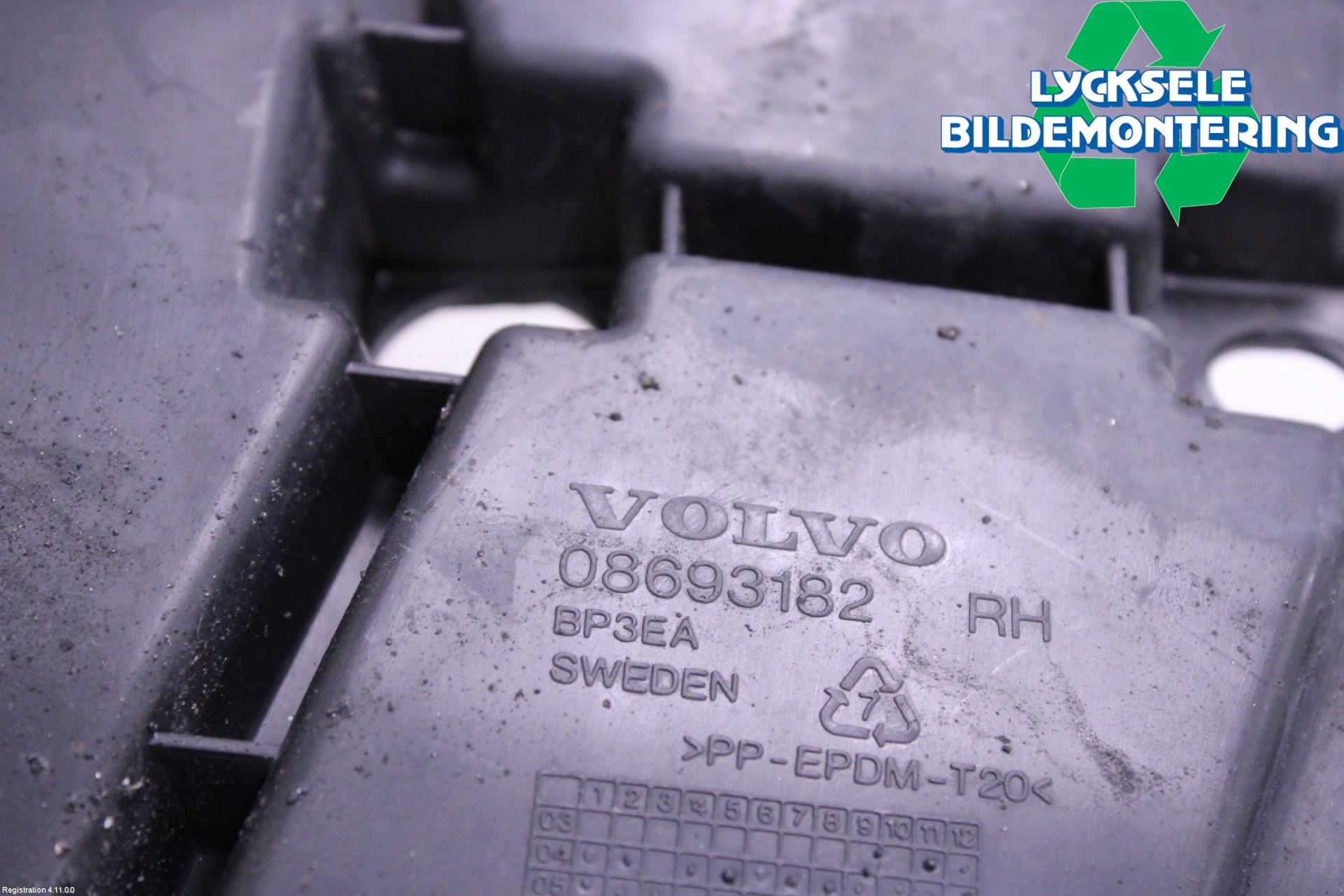 Volvo V70 05-08 Stötfångarfäste Fram Hö