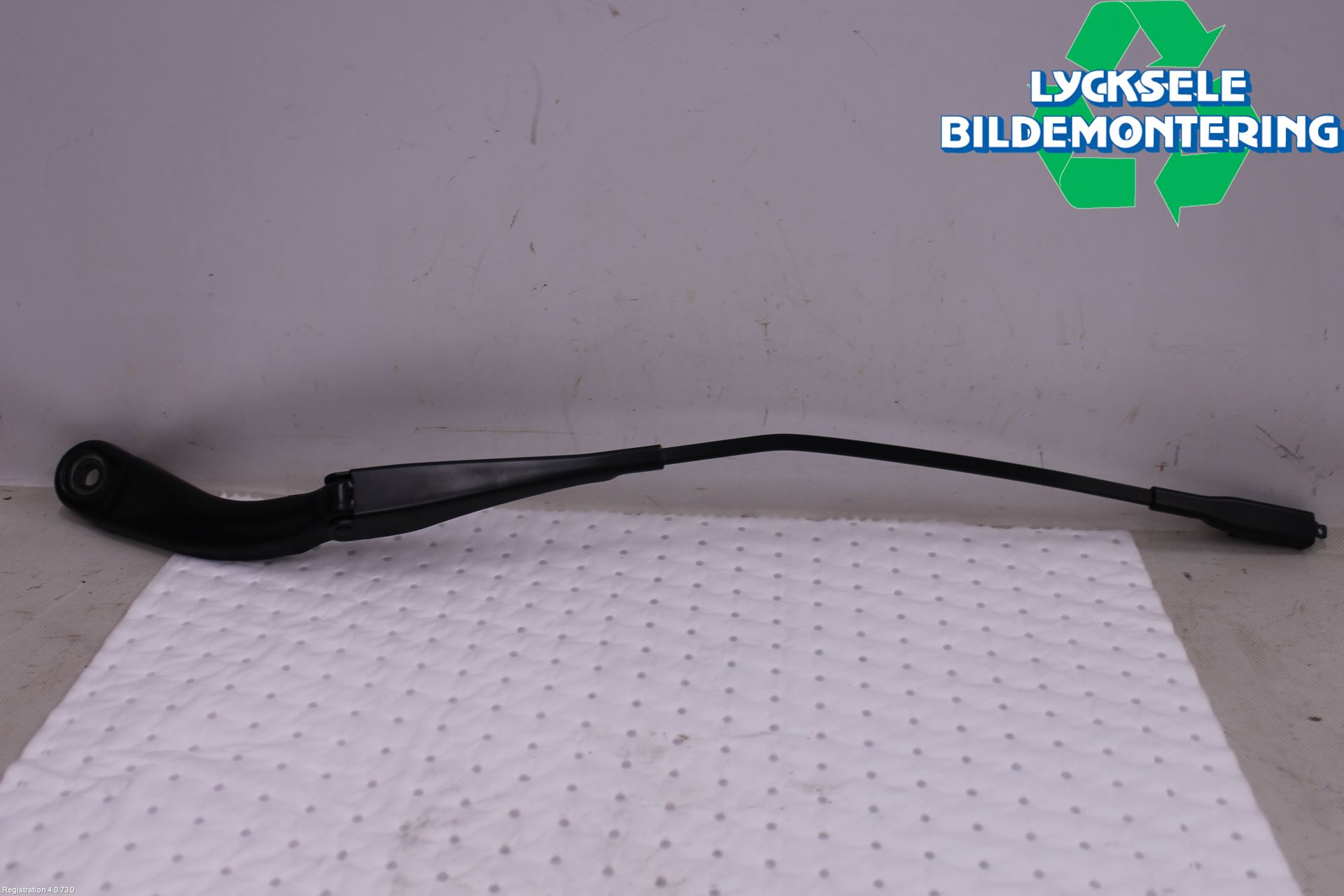 BMW 3 F30/F31/F80 12-19 Torkararm Armar Vindruta